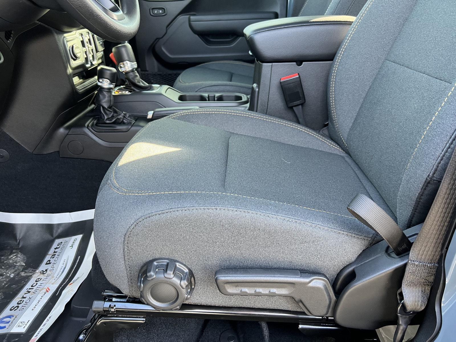 2026 Jeep Wrangler 4-Door Sport - Photo 11