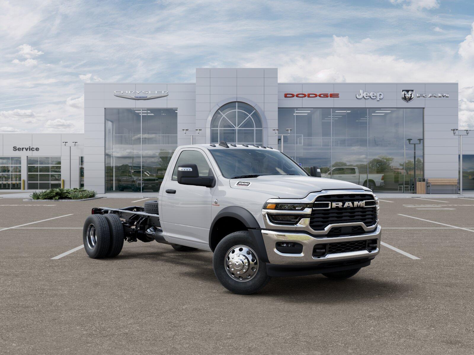 2025 RAM 3500 Chassis Tradesman - Photo 11
