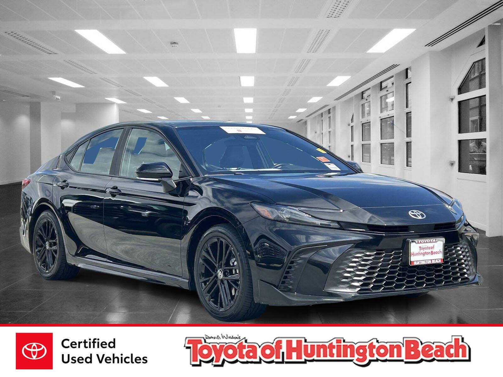 2025 Toyota Camry SE