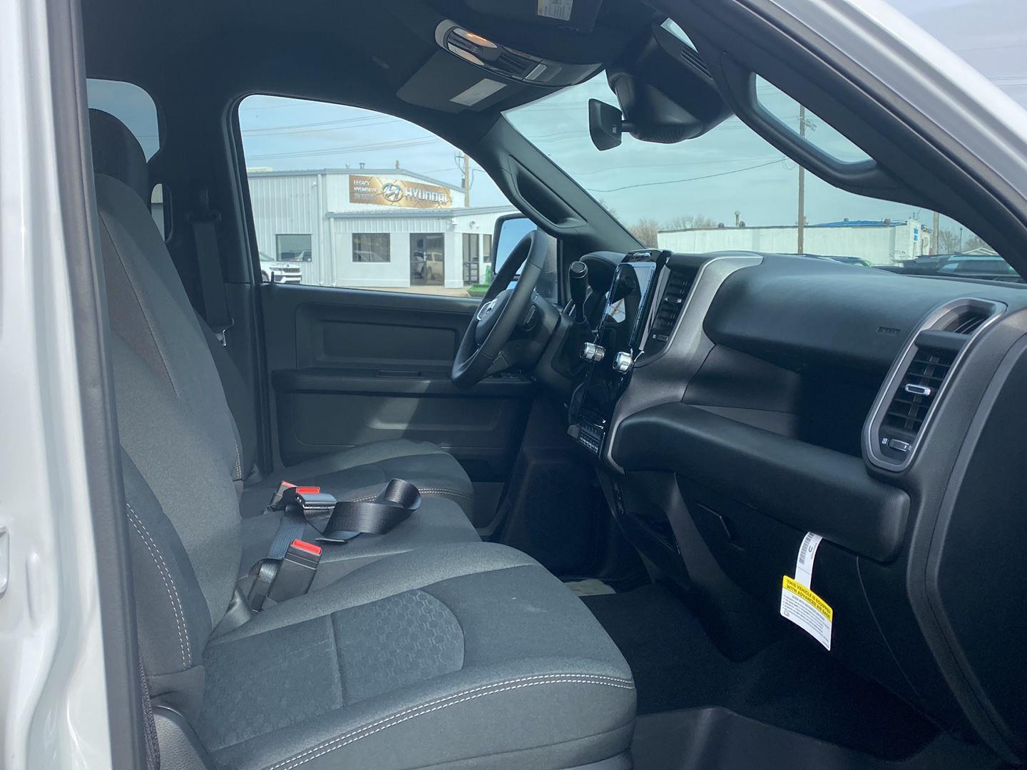 2026 RAM 3500 Tradesman - Photo 21