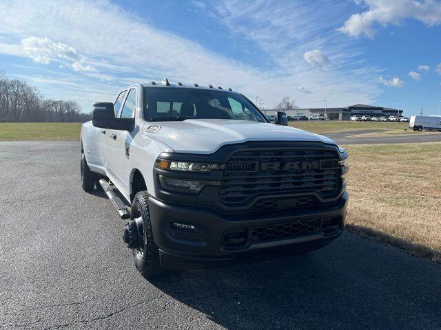 2026 RAM 3500 Tradesman - Photo 16