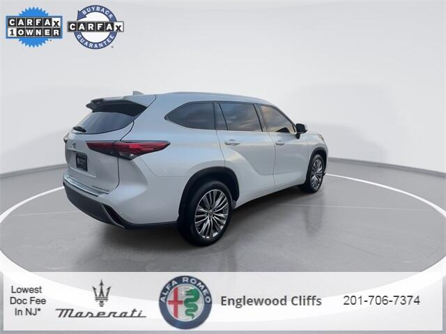 Used 2022 Toyota Highlander Platinum with VIN 5TDFZRBH6NS176871 for sale in Englewood, NJ
