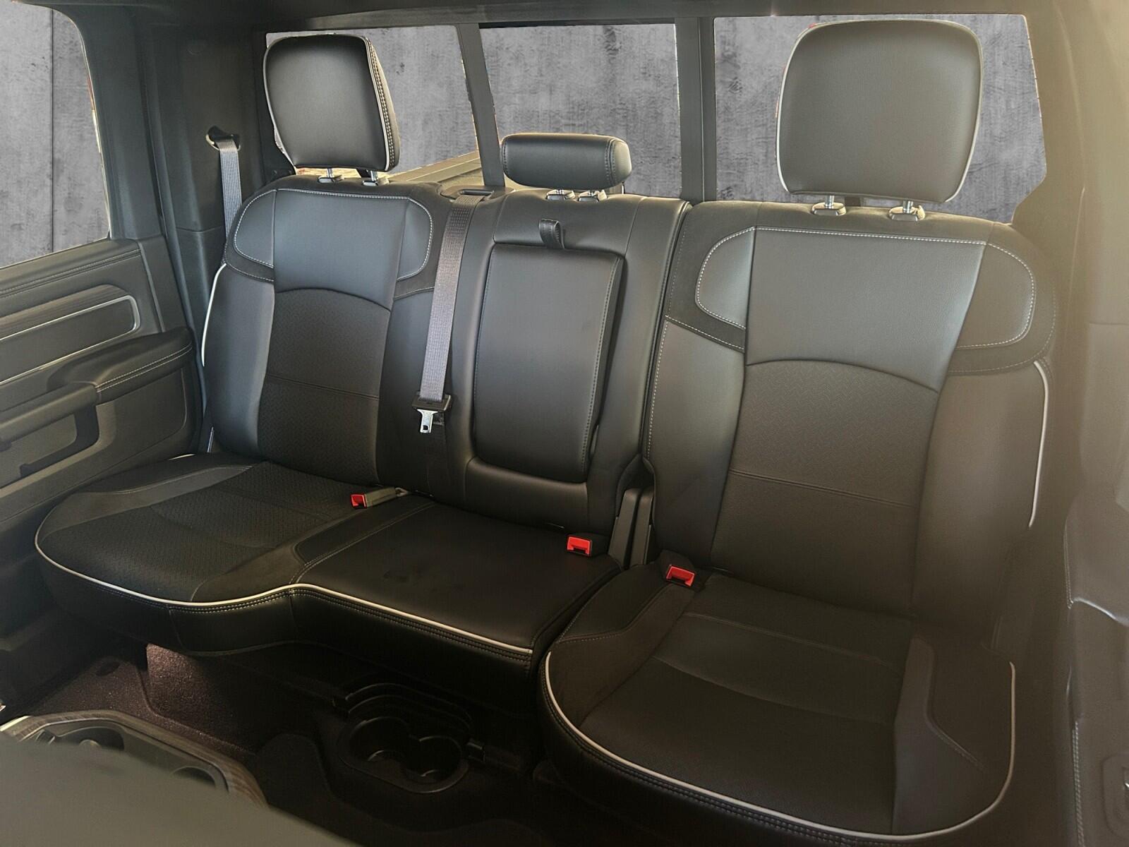 2026 RAM 2500 Laramie - Photo 13