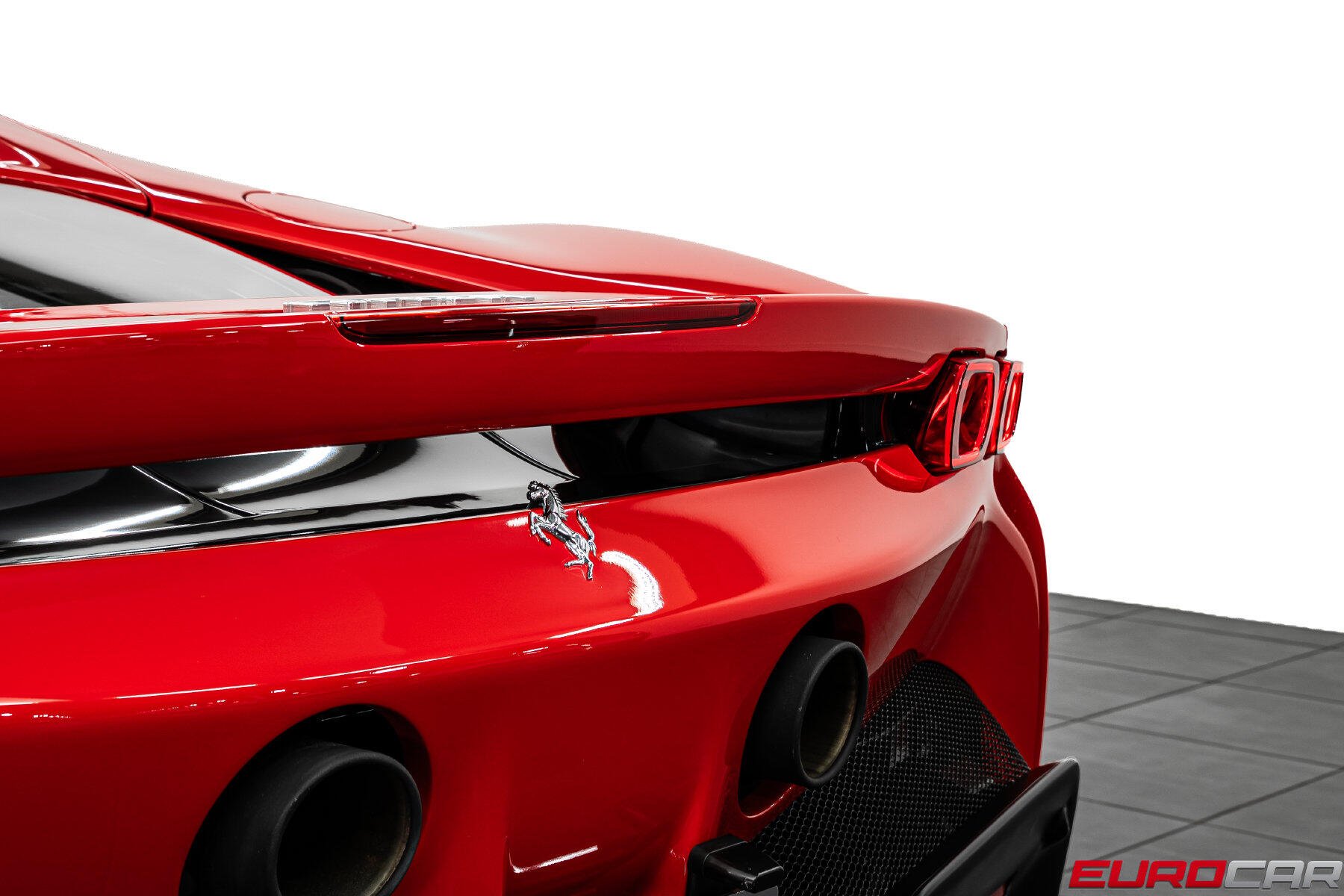 2021 Ferrari SF90 Stradale *CARBON STEERING WHEEL * FULL ELECTRIC SEATS*Image 23