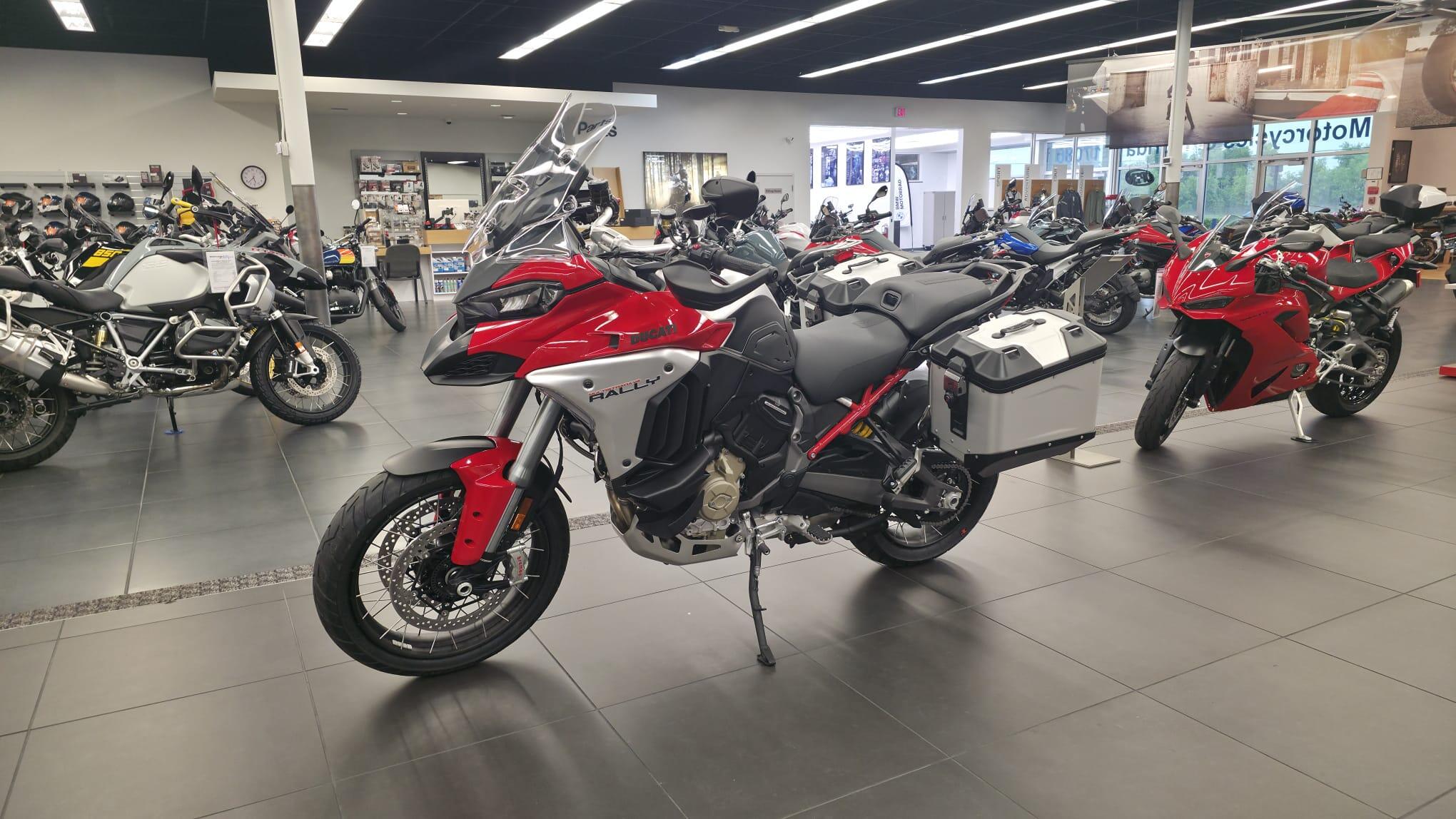 2027 Ducati MULTISTRADA V4 RALLY
