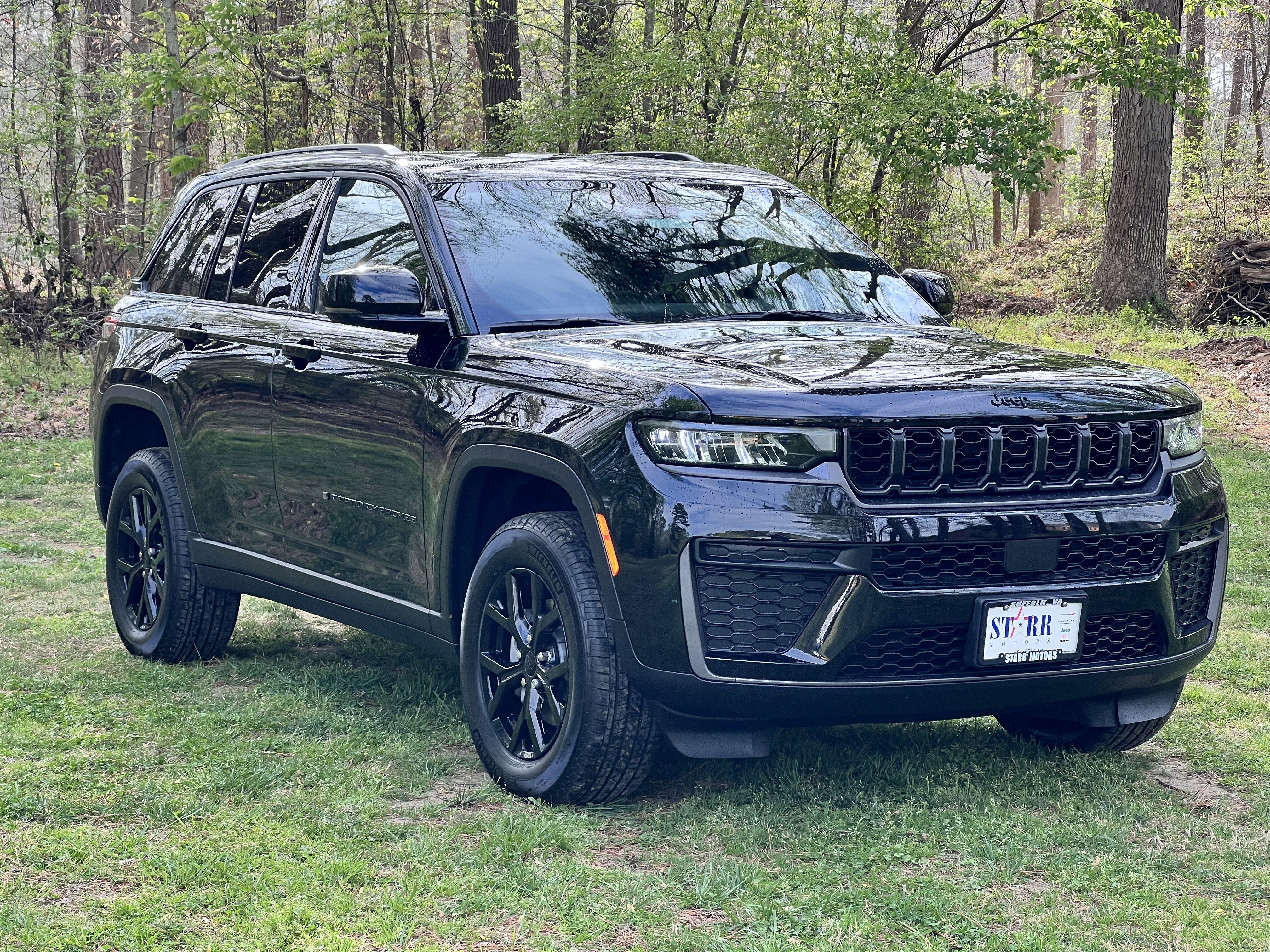 2026 Jeep Grand Cherokee Grand Cherokee Laredo Altitude 4x4