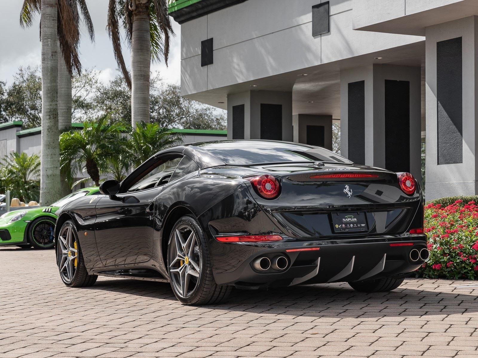 Used 2015 Ferrari California 