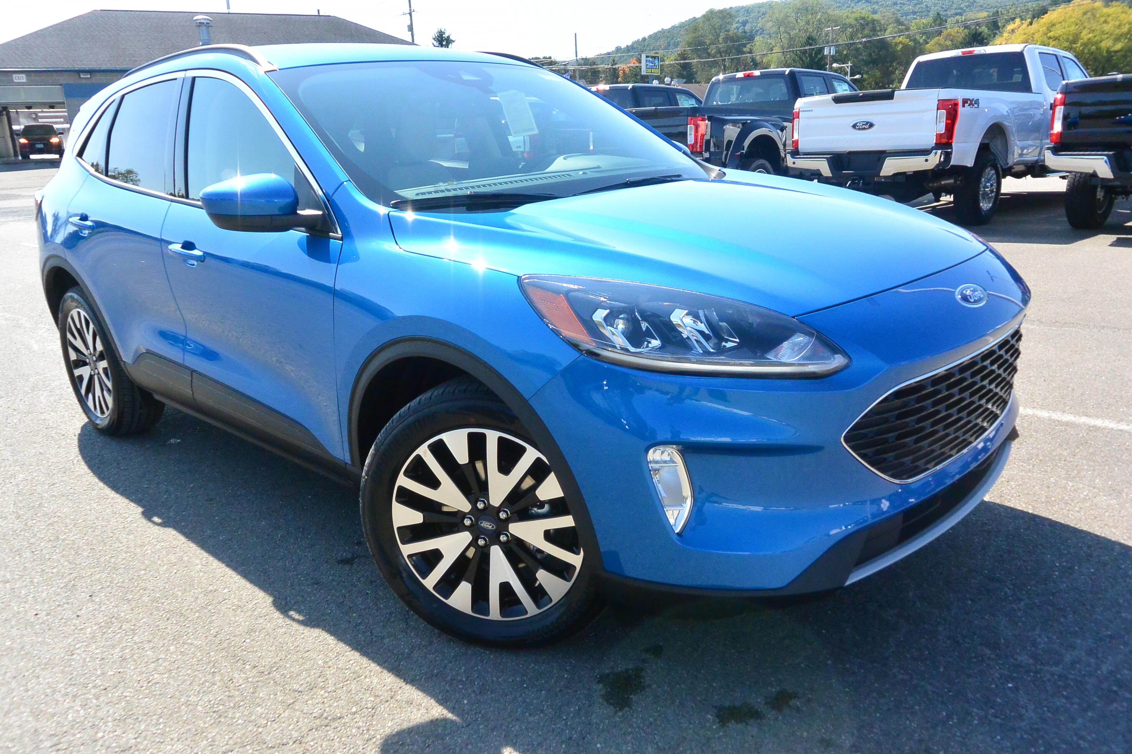 2020 Ford Escape Sel
