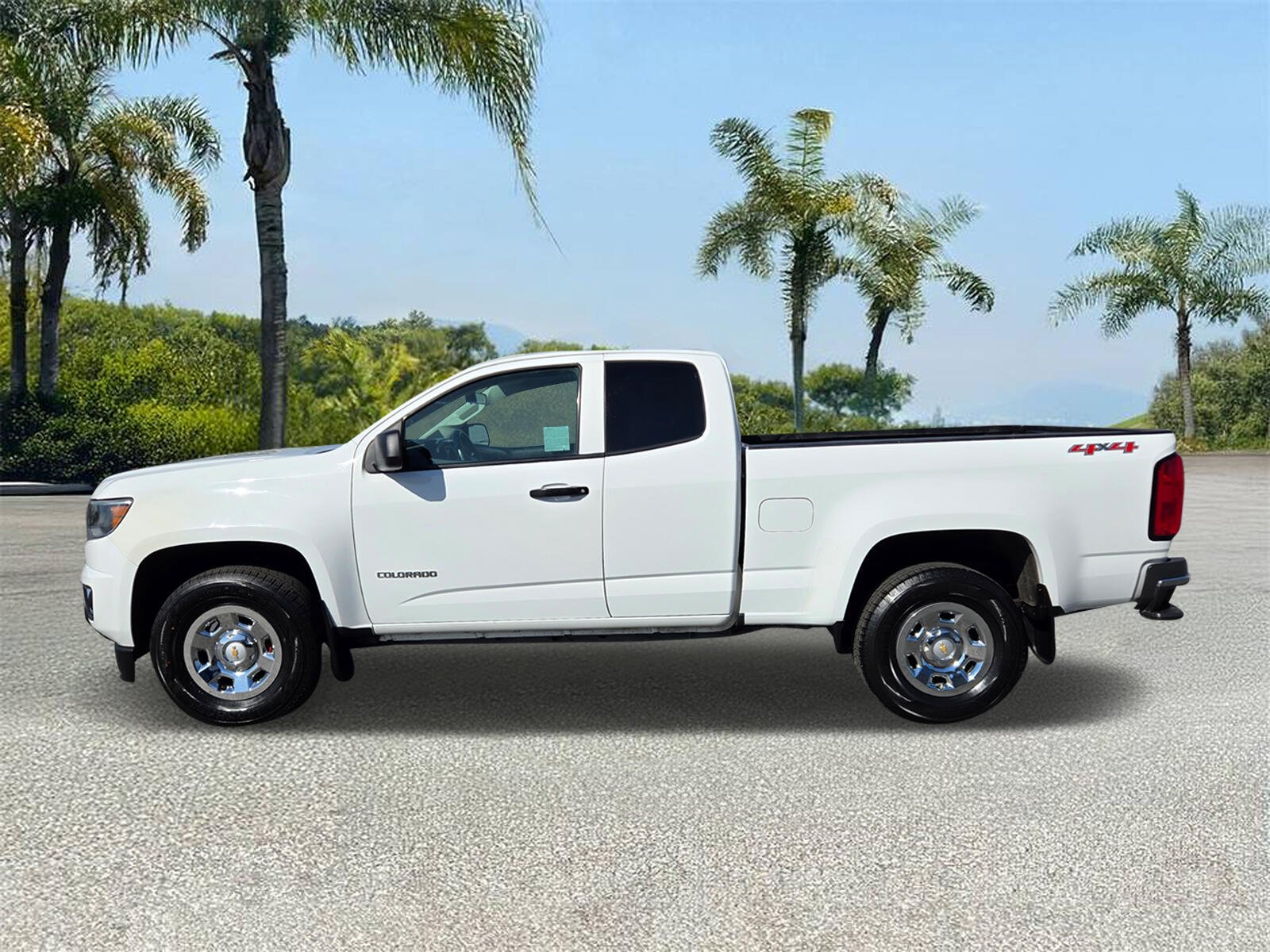 Used 2018 Chevrolet Colorado Work Truck with VIN 1GCHTBEA2J1162814 for sale in Downey, CA