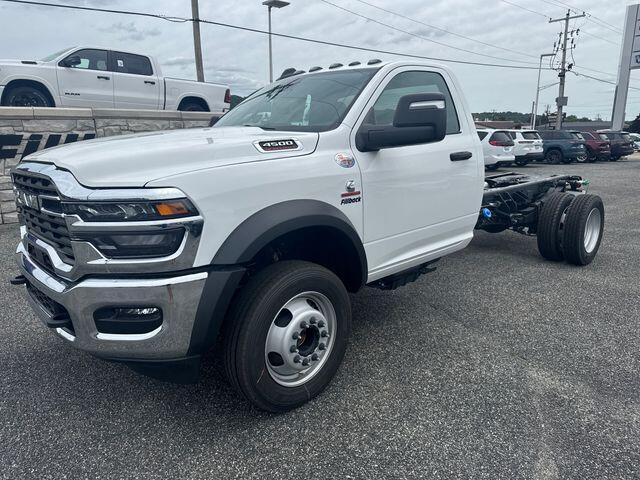 2026 RAM 4500 Chassis Cab 4500 Tradesman Chassis Regular Cab 4x4 84' Ca