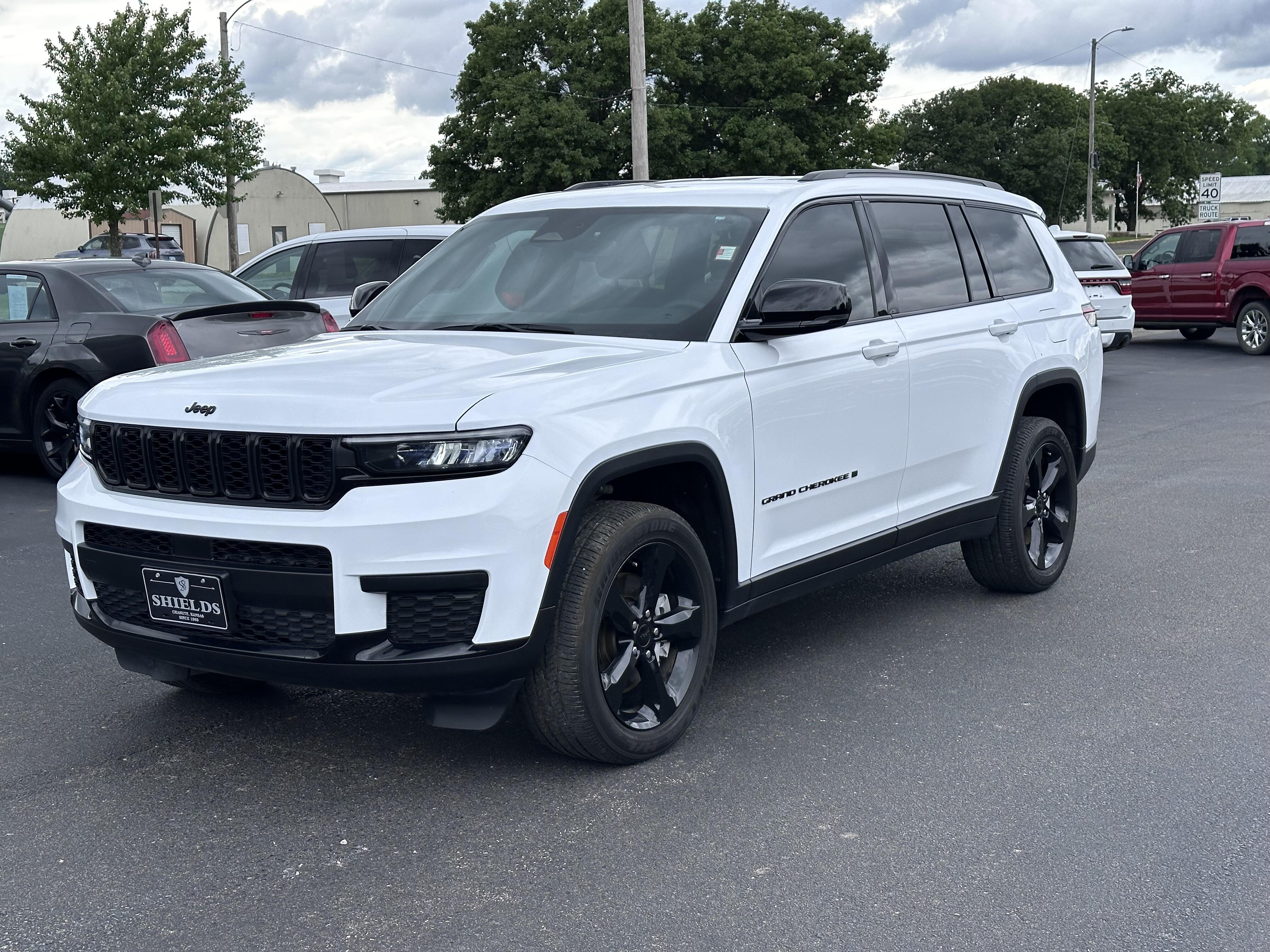 2024 Jeep Grand Cherokee L Altitude 4x4's photo