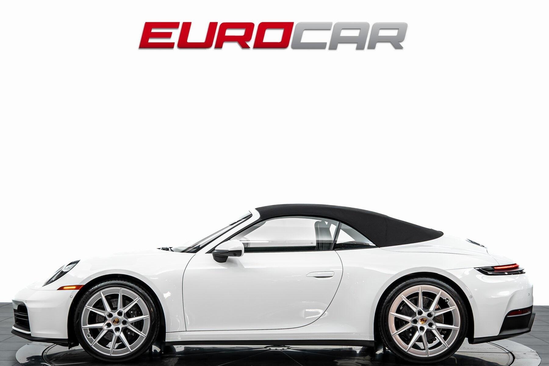 2025 Porsche 911 photo 3