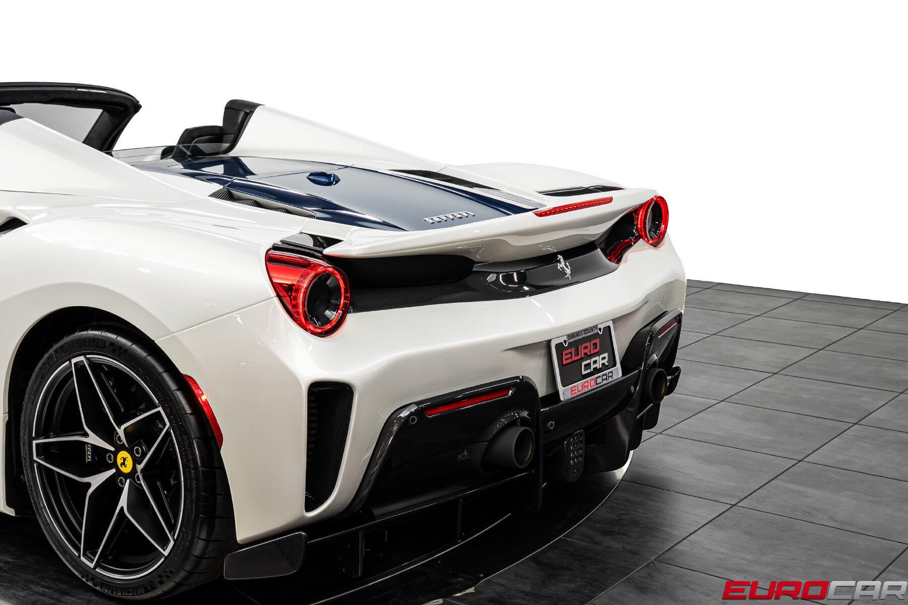 2020 Ferrari 488 Pista Spider *HUGE CARBON OPTIONS * FRONT LIFT*Image 25