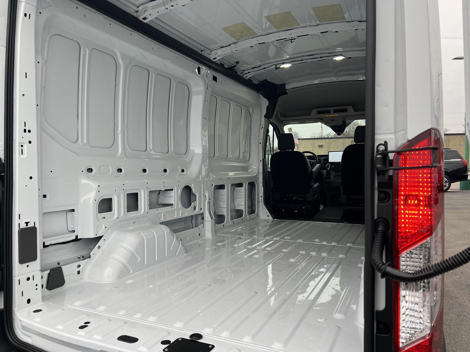2026 Ford Transit Van Base - Photo 46