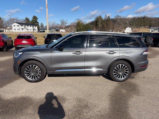 5LM5J7XC8PGL05817