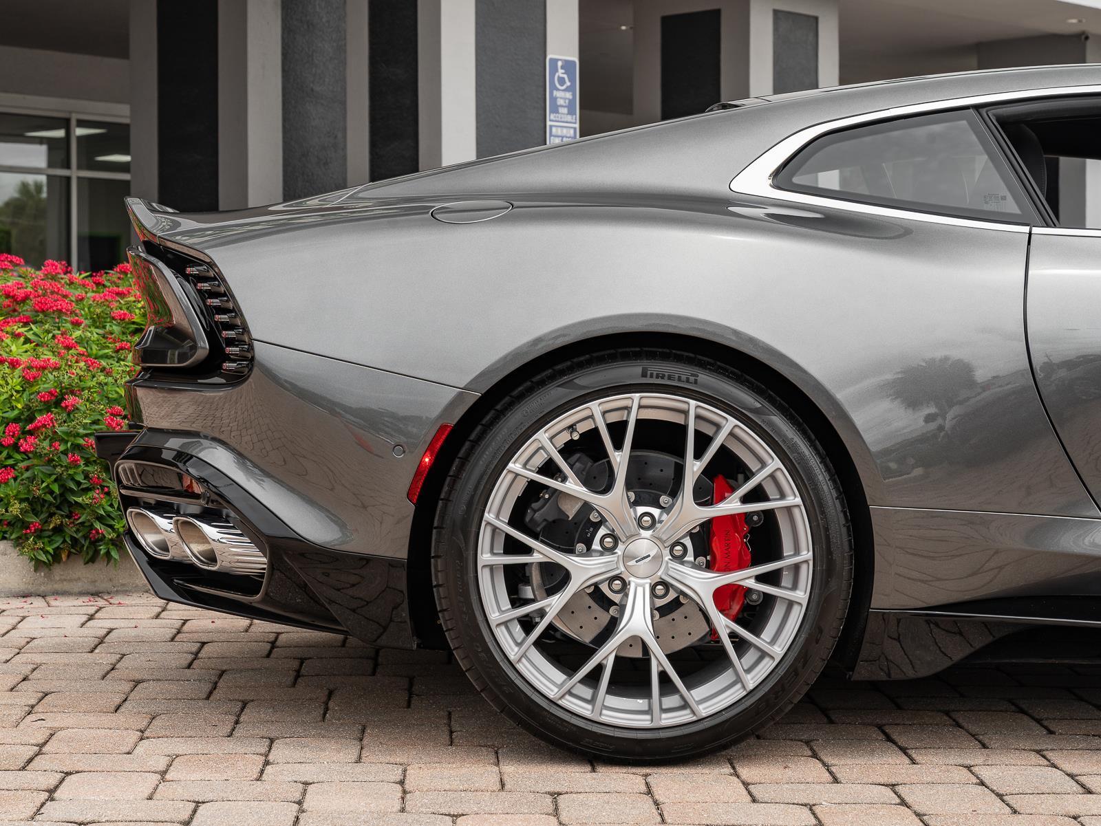 Used 2025 Aston Martin Vanquish Coupe