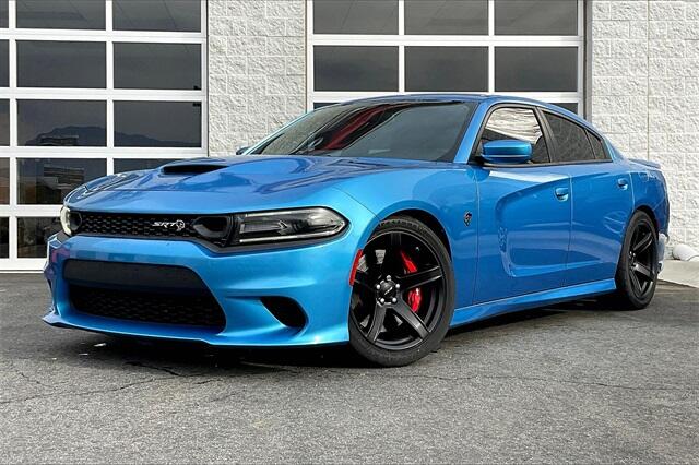 Used 2019 Dodge Charger SRT with VIN 2C3CDXL9XKH552418 for sale in Cathedral City, CA