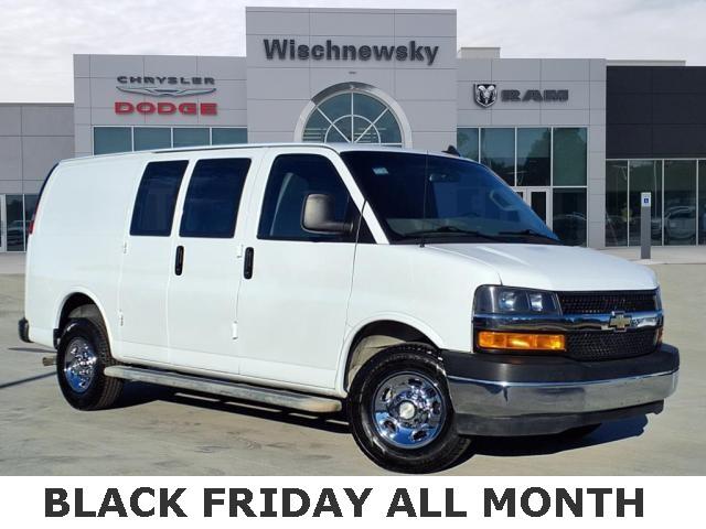 Used 2022 Chevrolet Express Cargo Work Van with VIN 1GCWGAFP5N1142409 for sale in Huntsville, TX