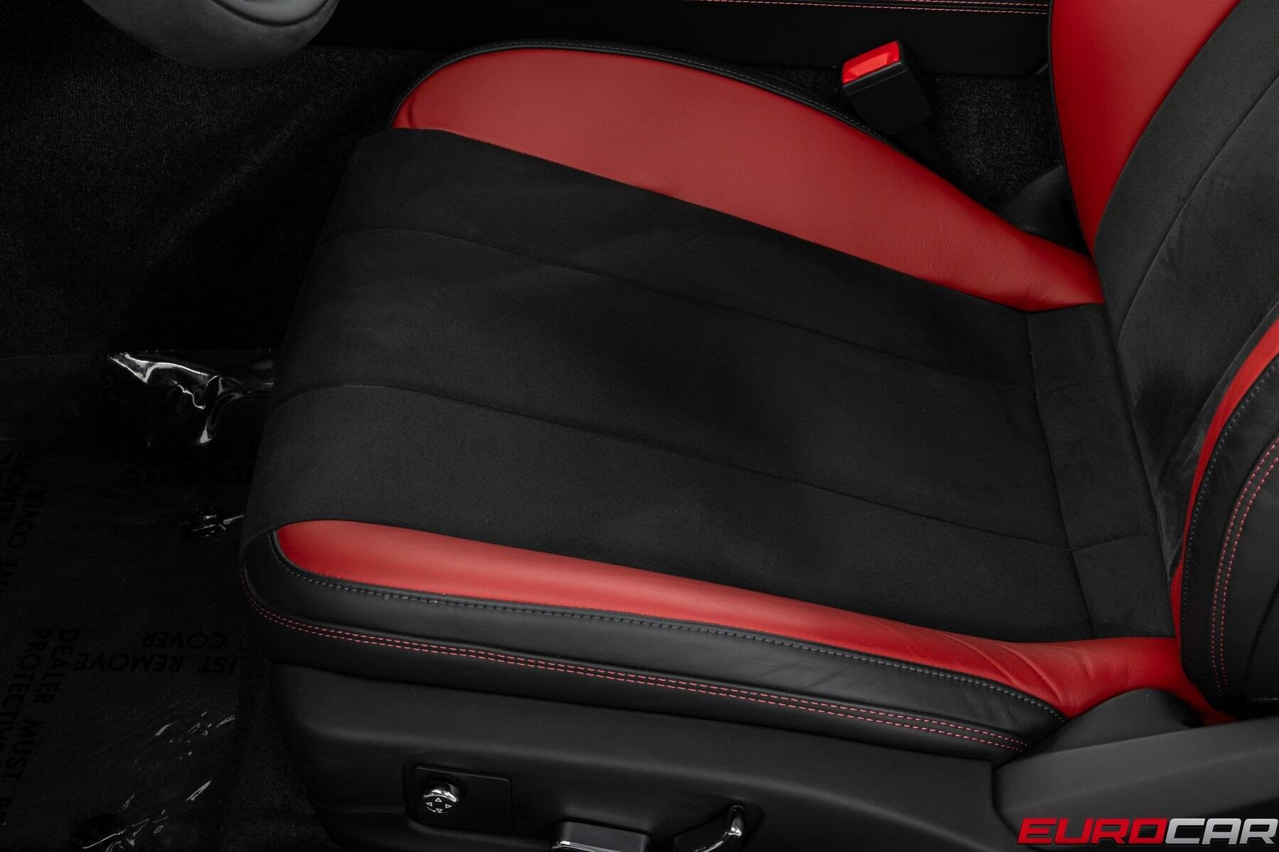 Used 2023 Bentley Continental GT V8 *CARBON INTERIOR TRIM * TWO-TONE INTERIOR*Image 39