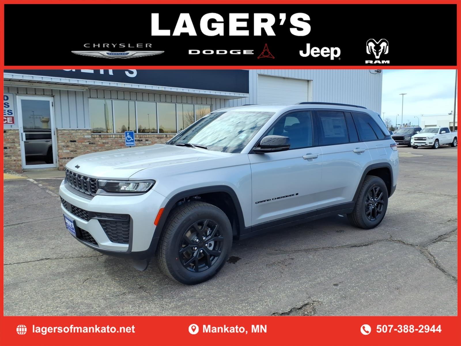 2026 Jeep Grand Cherokee Grand Cherokee Laredo Altitude 4x4