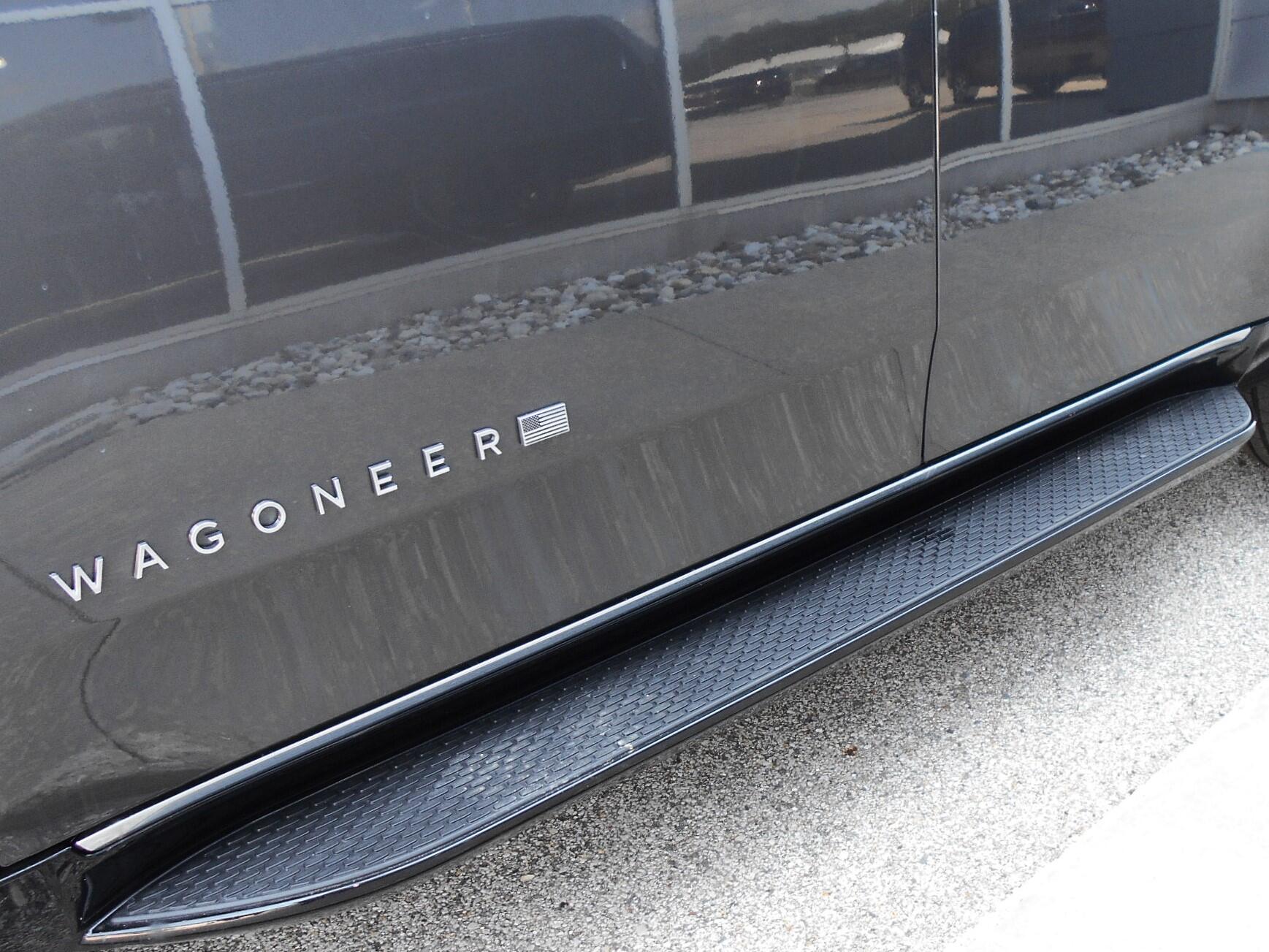 2025 Jeep Wagoneer Series II - Photo 13