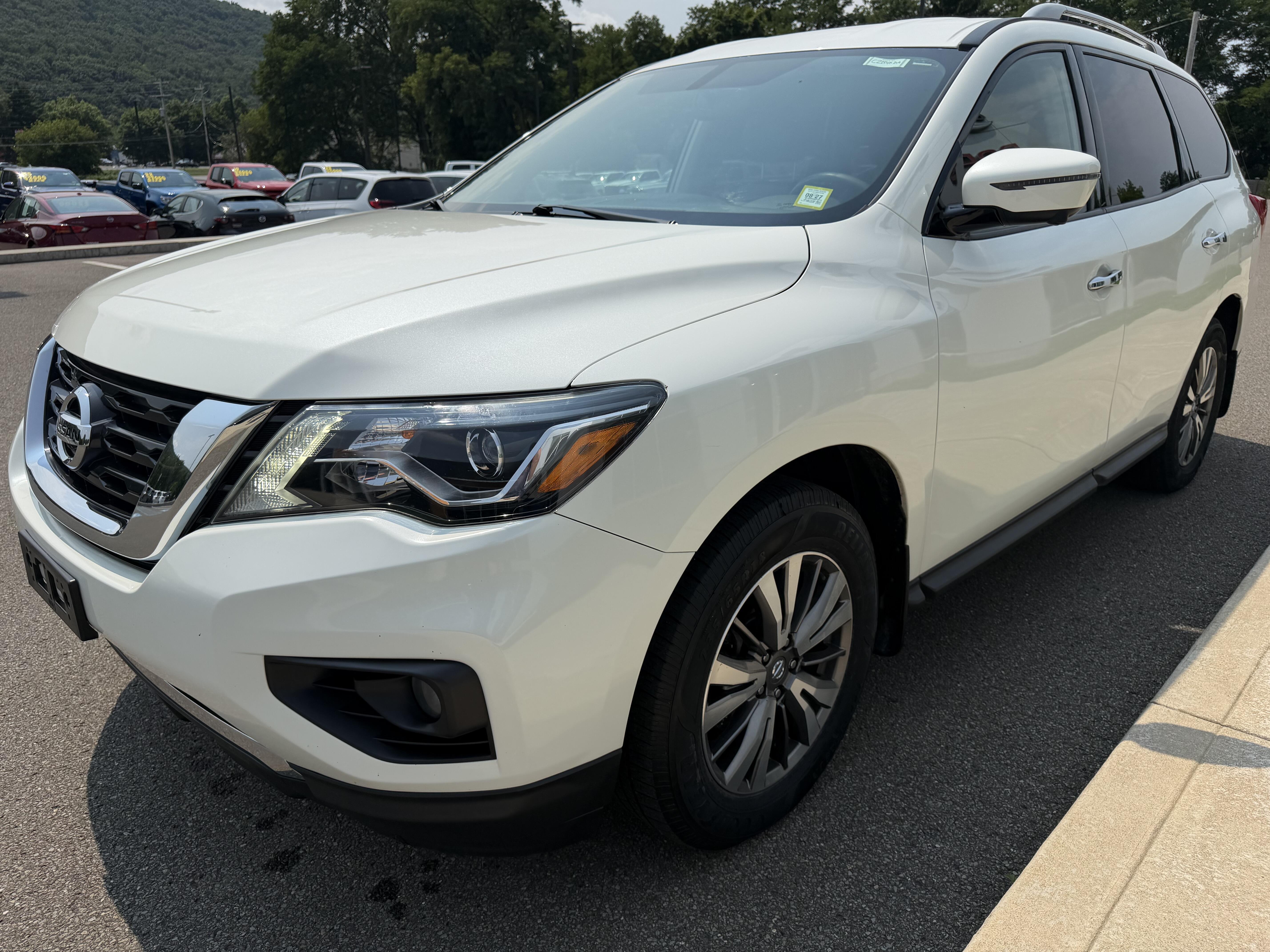 2019 Nissan Pathfinder Sl