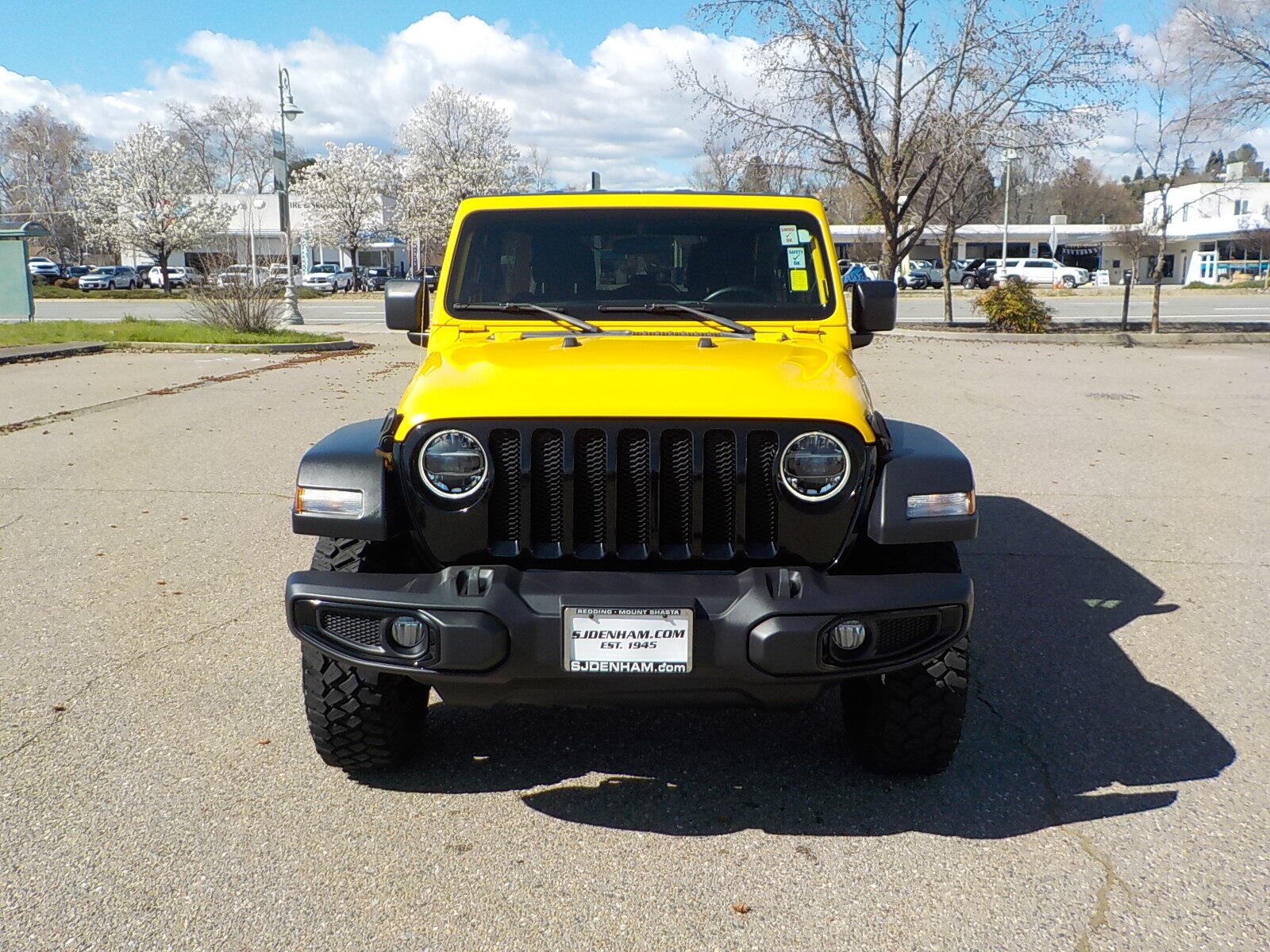 Used 2021 Jeep Wrangler Unlimited Willys with VIN 1C4HJXDN7MW530659 for sale in Redding, CA