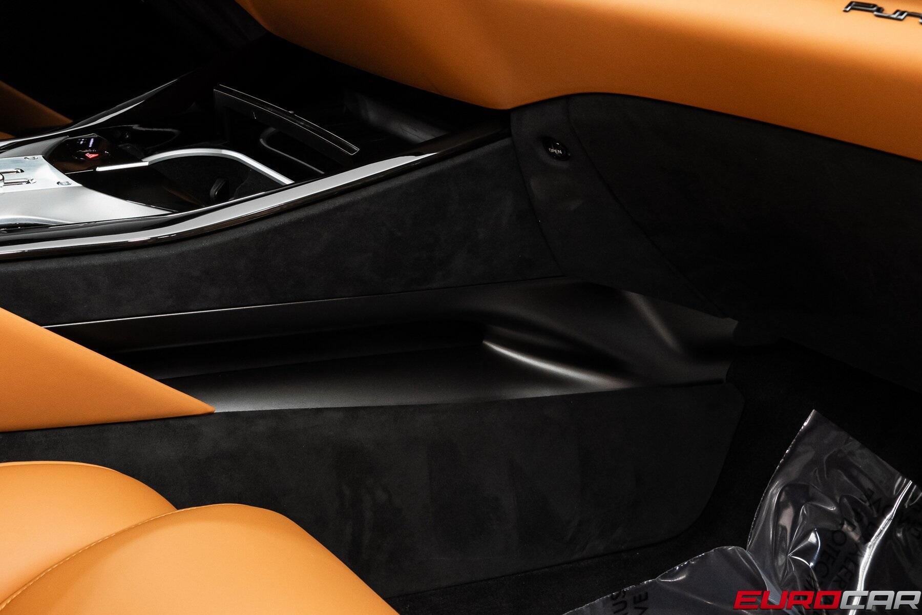 2025 Ferrari Purosangue *PANORAMIC ROOF * PASSENGER DISPLAY*Image 41