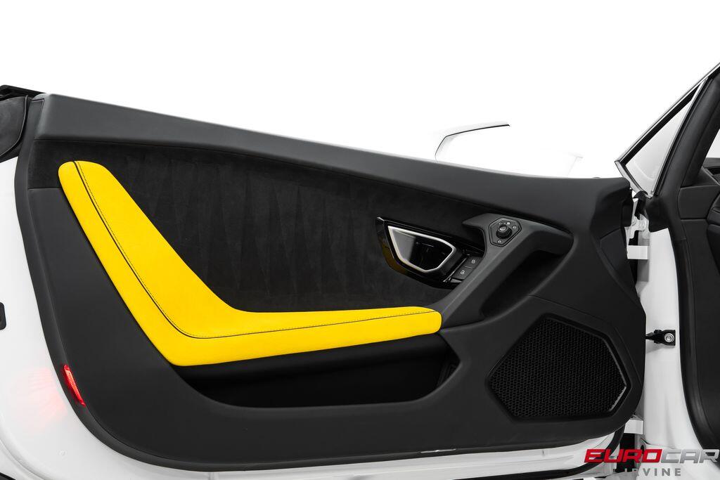 2022 Lamborghini Huracan EVO AWD *FULL ELECTRIC SEATS * FULL MATTE PPF*Image 24