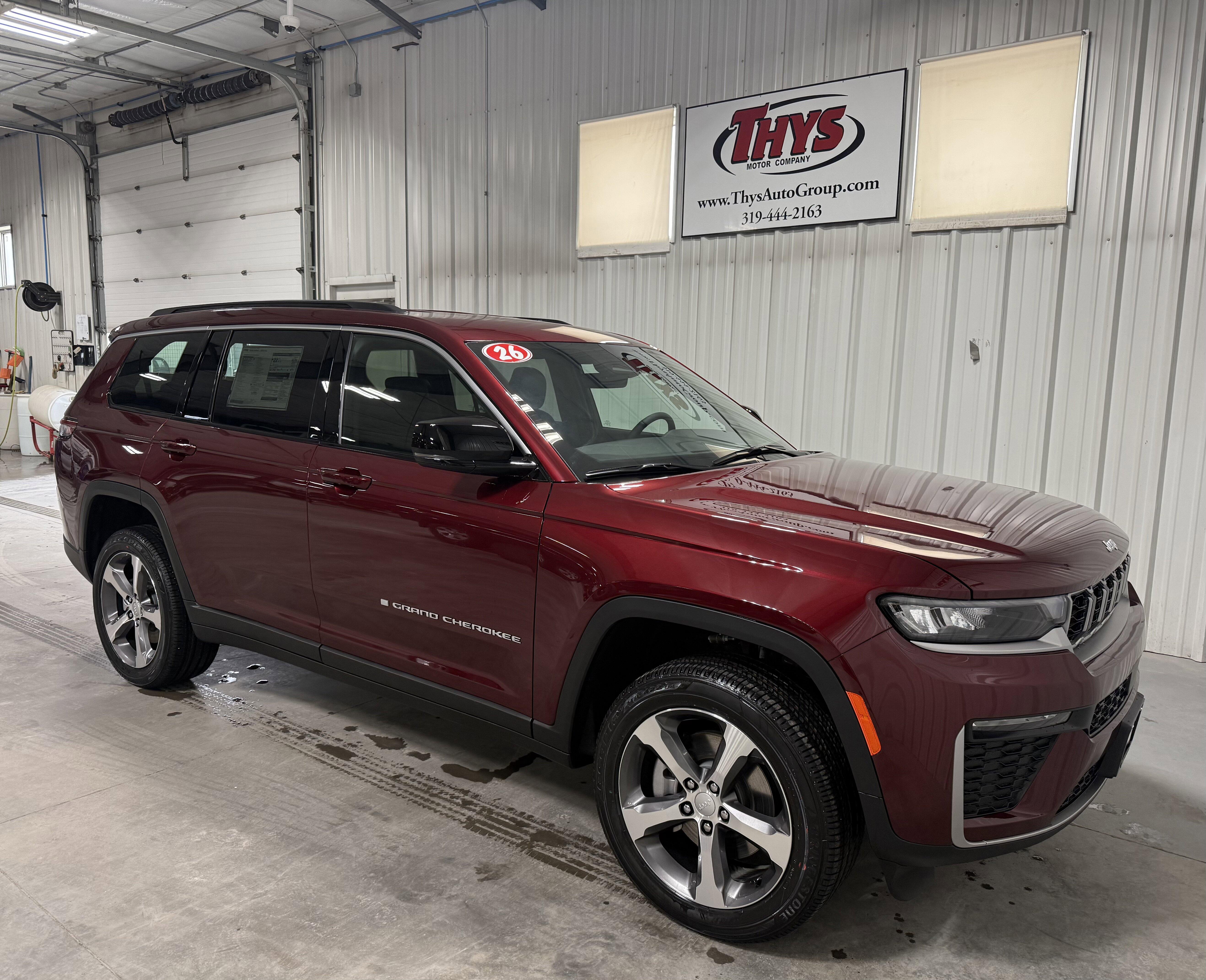 2026 Jeep Grand Cherokee L Limited 4x4's photo