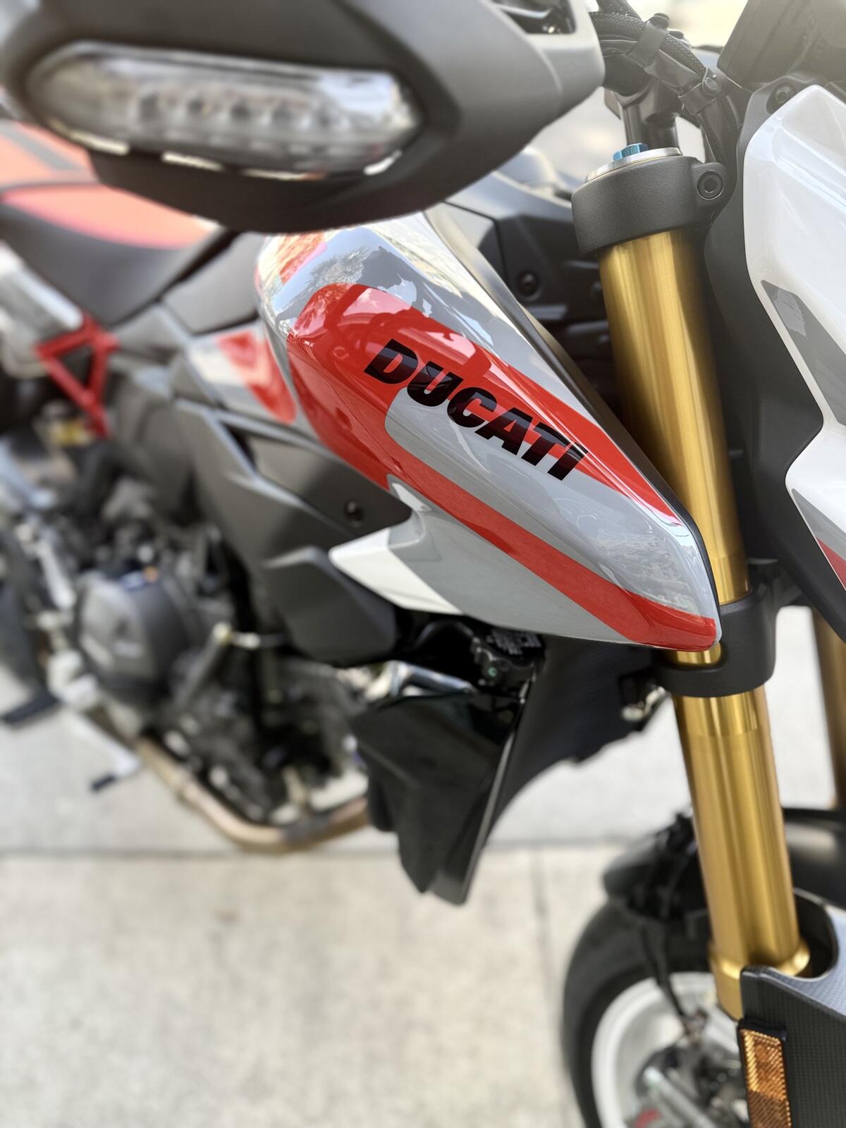 New 2027 Ducati HYPERMOTARD V2 SP 