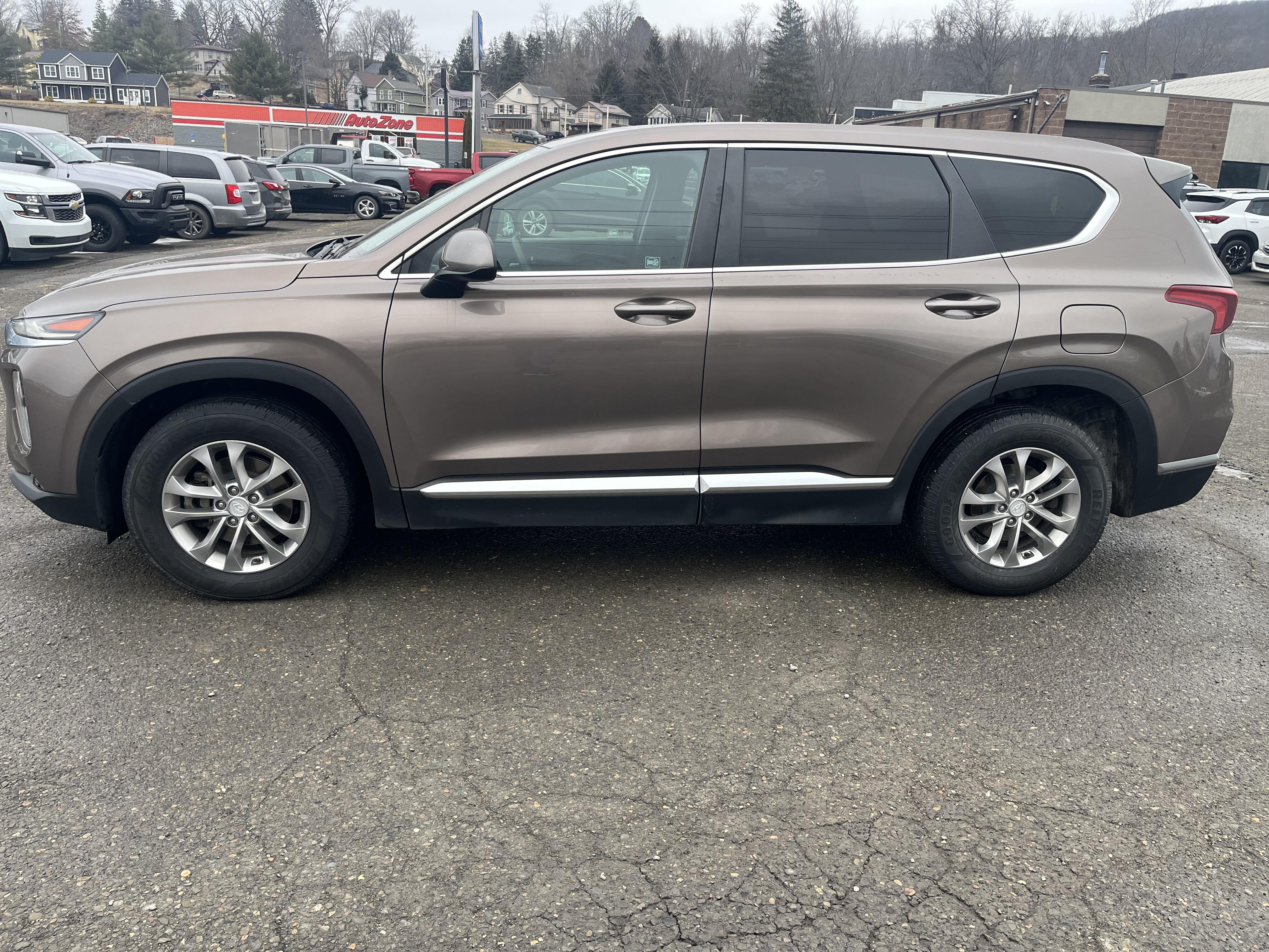 Used 2019 Hyundai Santa Fe SE with VIN 5NMS2CAD0KH121457 for sale in Towanda, PA