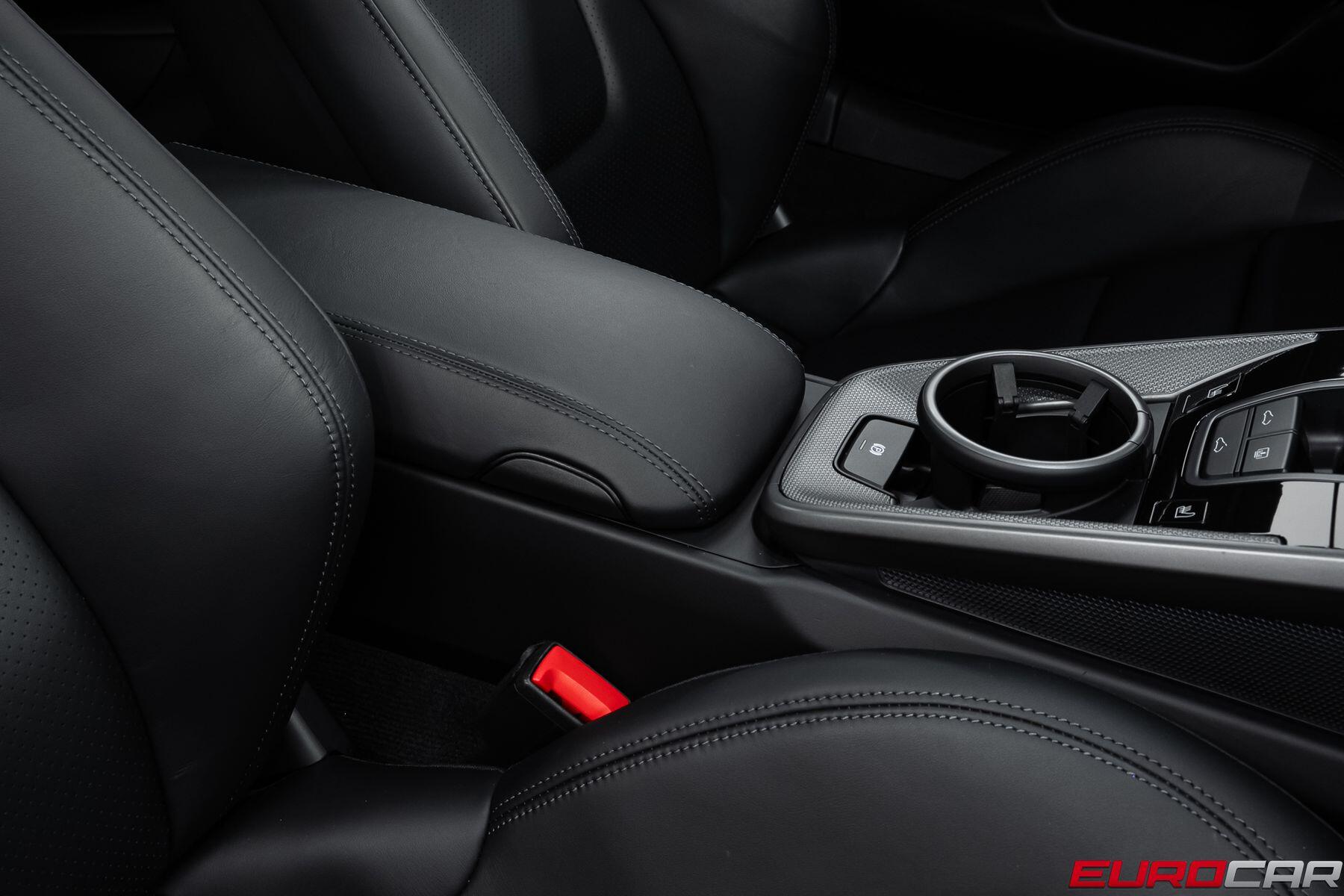 2024 Porsche 911 Carrera 4S *SPORTDESIGN PACK * SUNROOF*Image 33