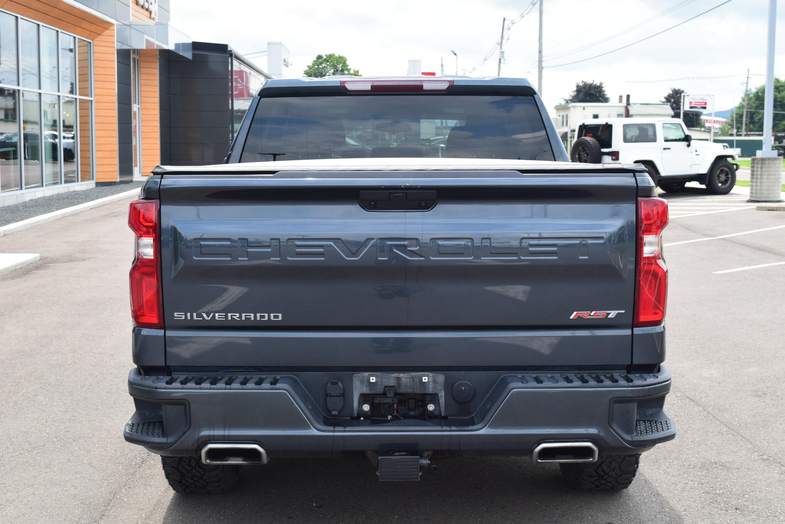 2021 Chevrolet Silverado 1500 RST - Photo 7