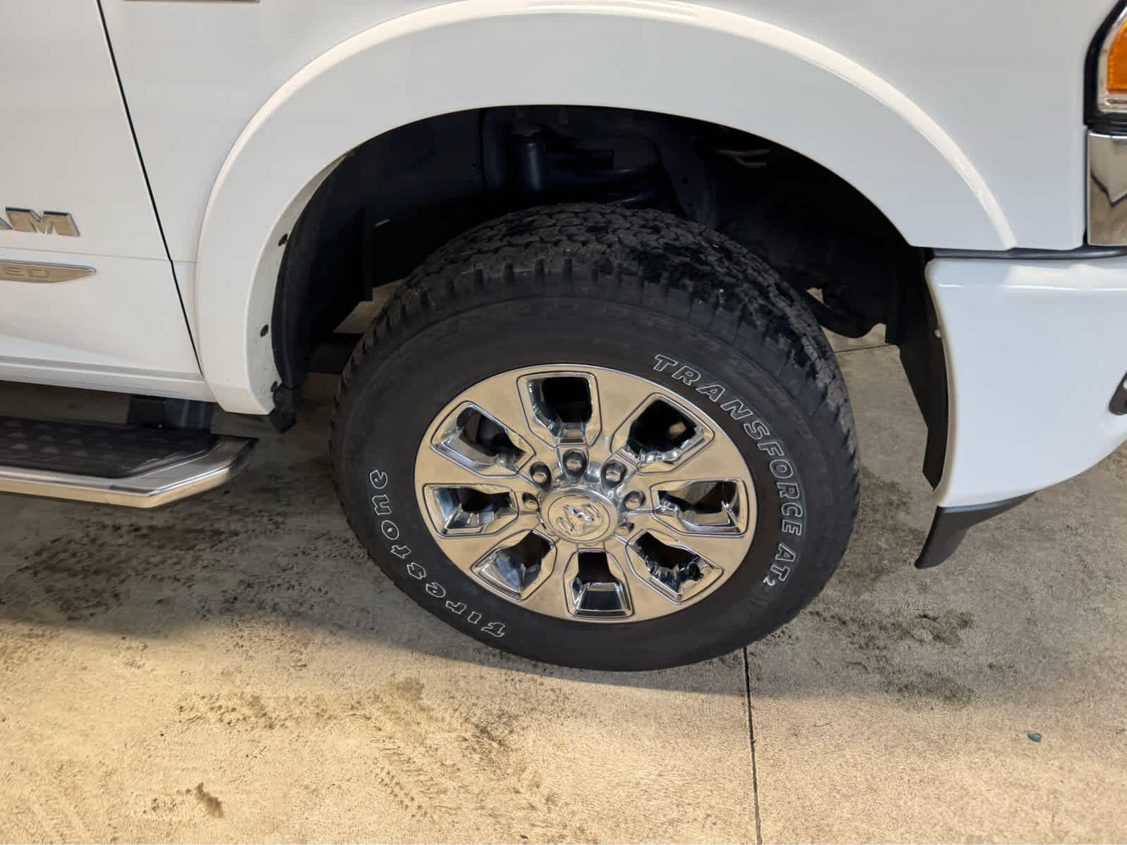 2024 RAM Ram 3500 Pickup Limited - Photo 8
