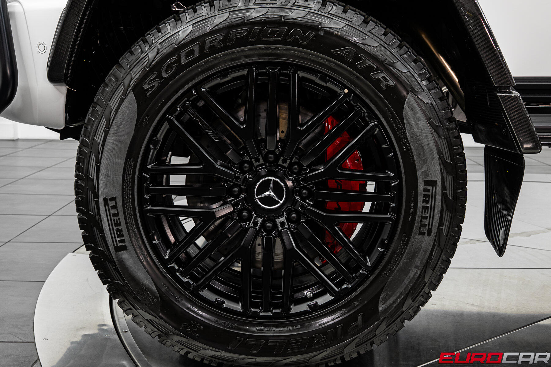 2023 Mercedes-Benz G-Class G 63 AMG 4x4&sup2; *NIGHT PACK MAGNO * SUNROOF*Image 29