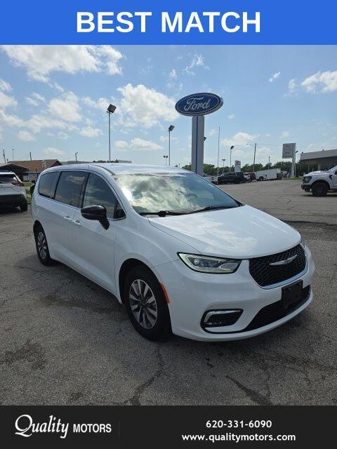 2024 Chrysler Pacifica Hybrid Select