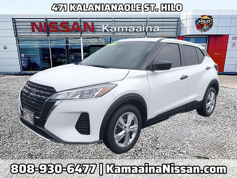 2025 Nissan KICKS PLAY Base