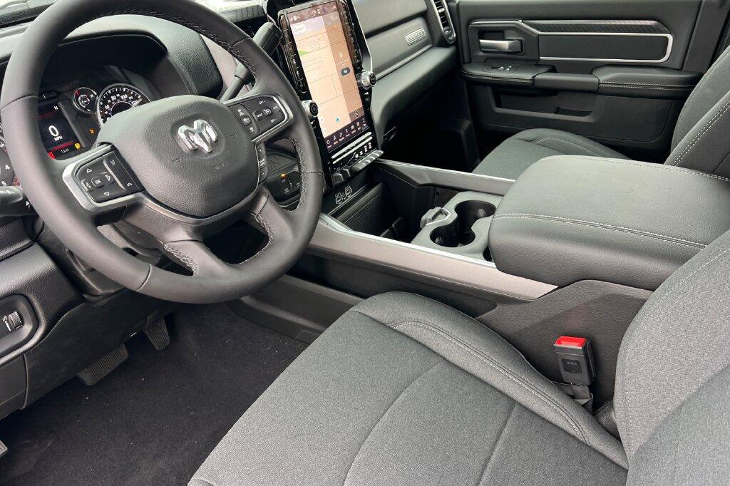 2026 RAM 2500 Big Horn - Photo 10