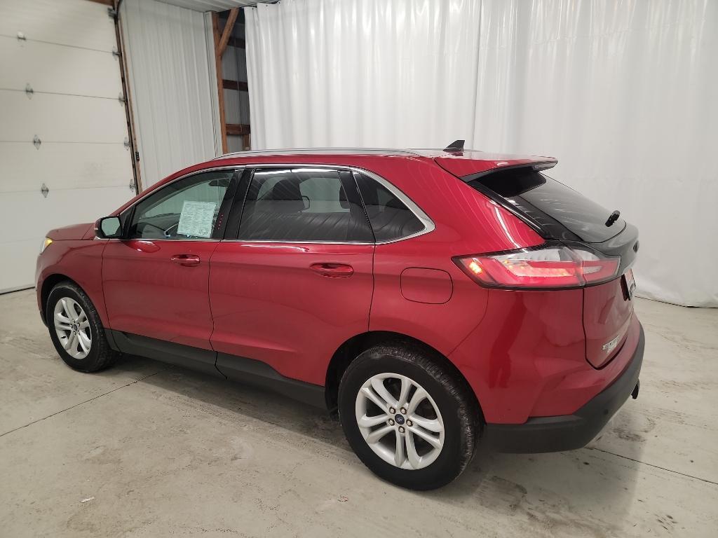 2020 Ford Edge SEL photo 17