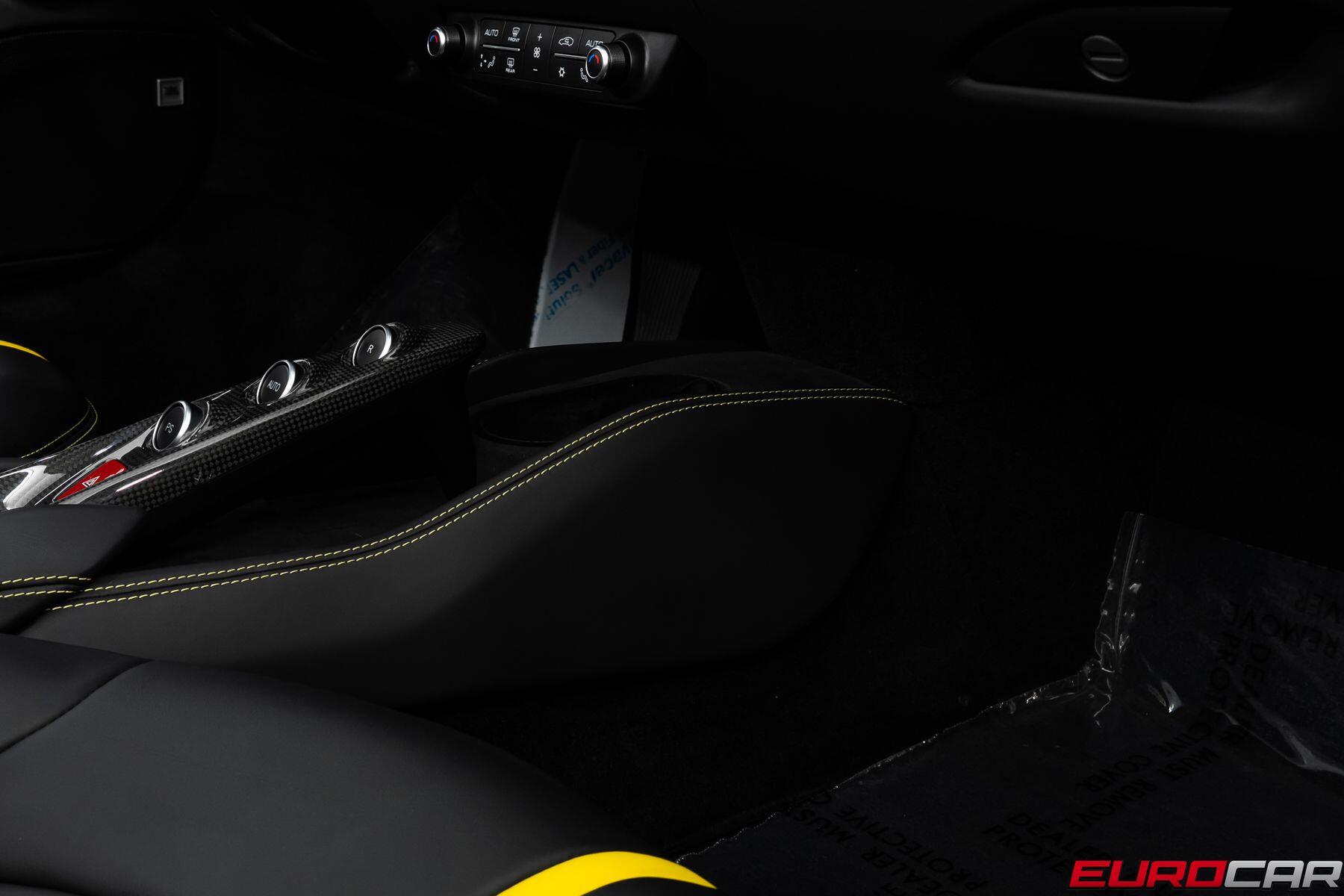 2022 Ferrari F8 Spider *PASSENGER DISPLAY * SUSPENSION LIFTER*Image 40