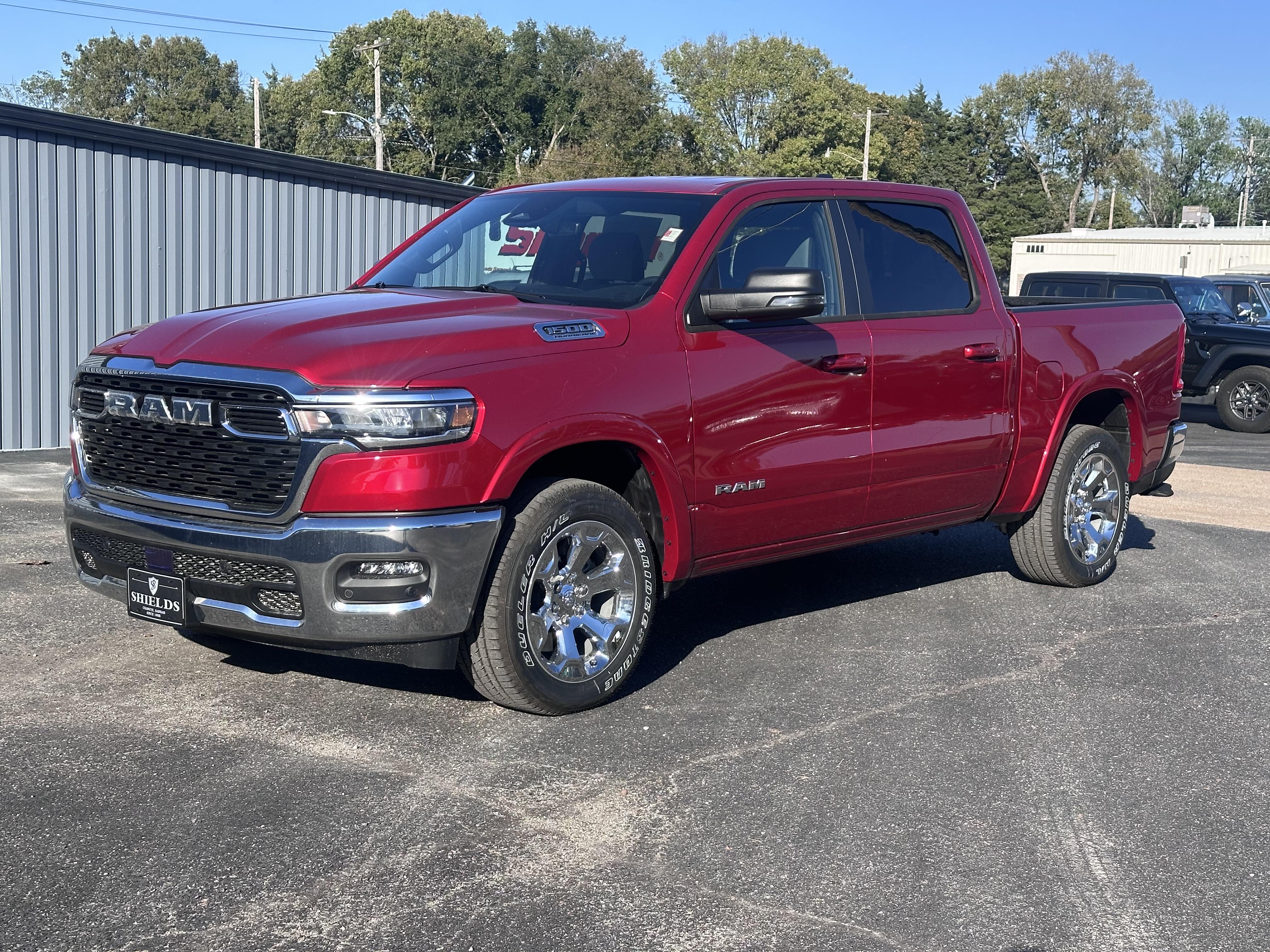 2027 RAM 1500 1500 Big Horn Crew Cab 4x4 5'7' Box