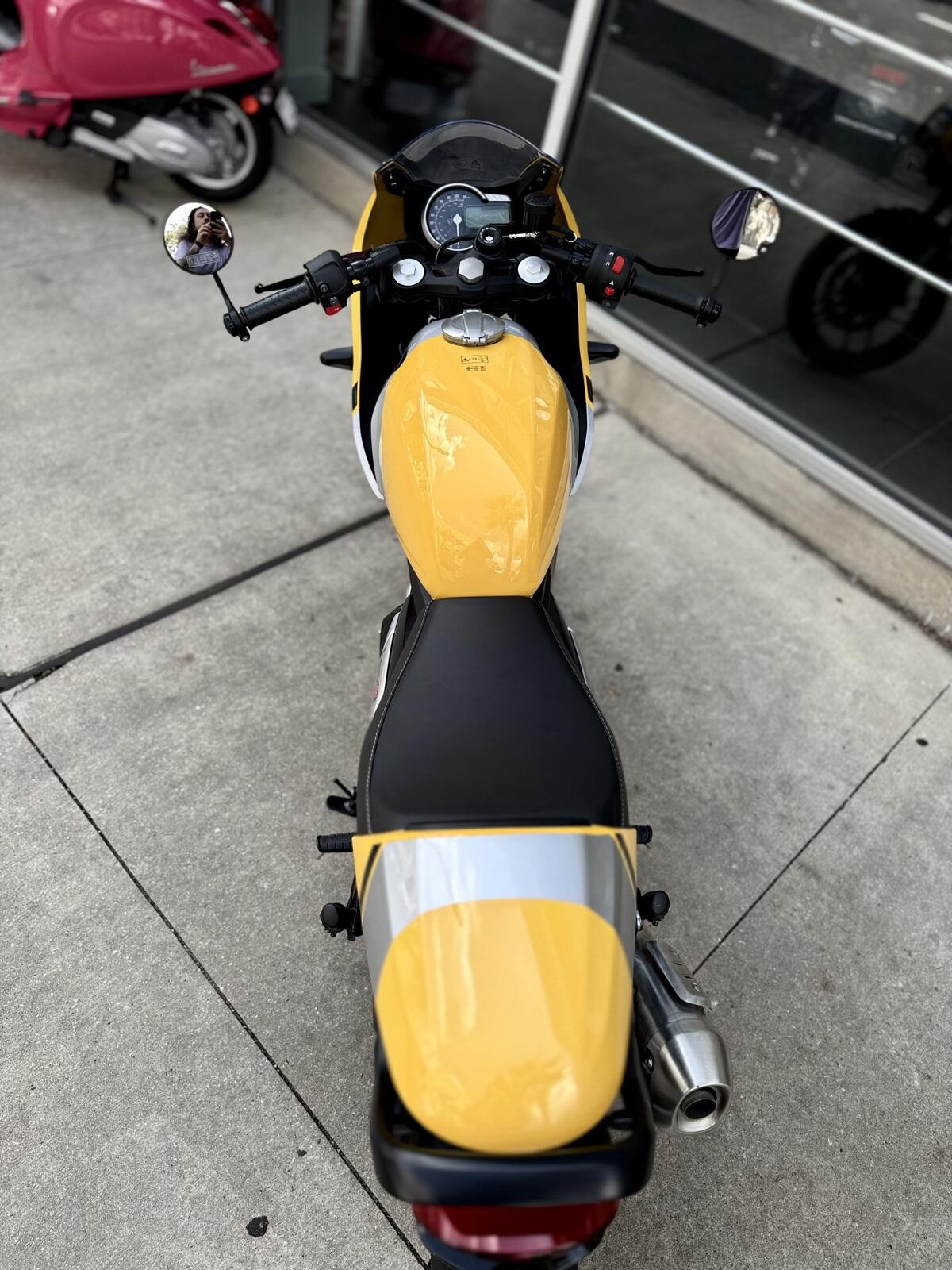 New 2026 Triumph THRUXTON 400 