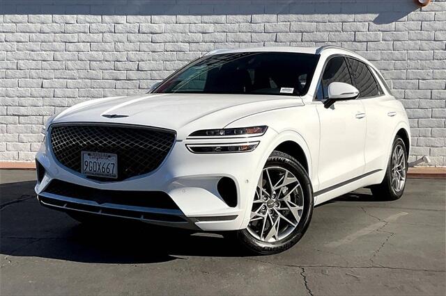 2023 GENESIS GV70 Standard's photo