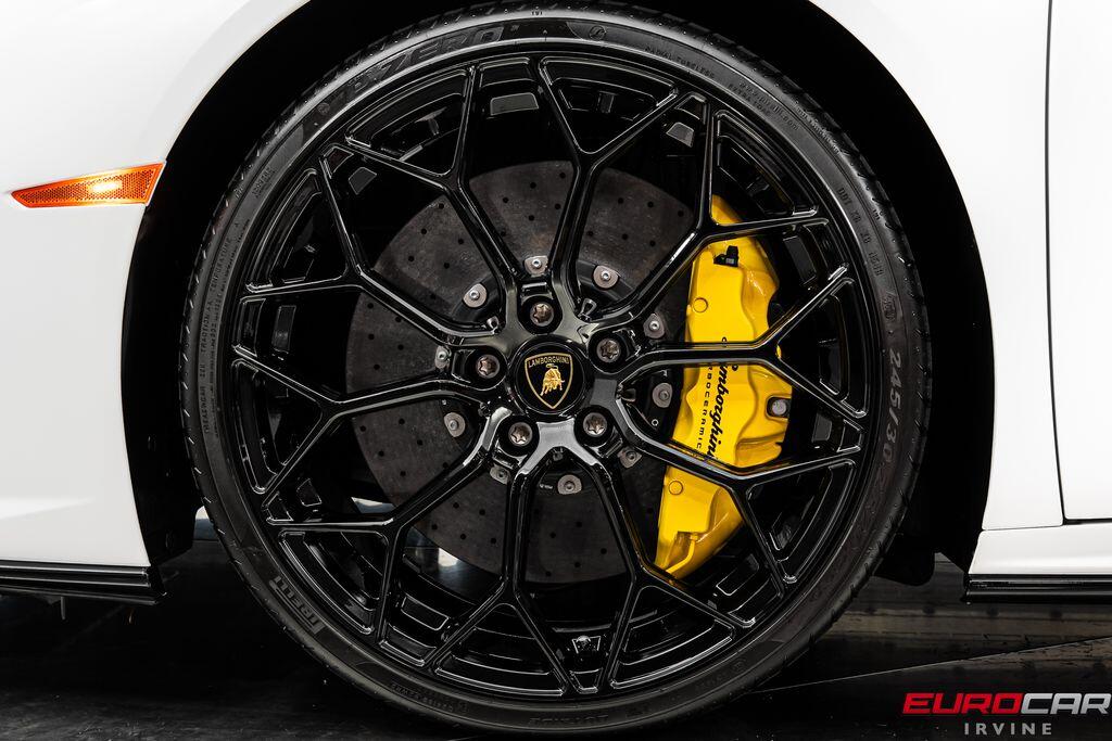 2022 Lamborghini Huracan EVO AWD *FULL ELECTRIC SEATS * FULL MATTE PPF*Image 22