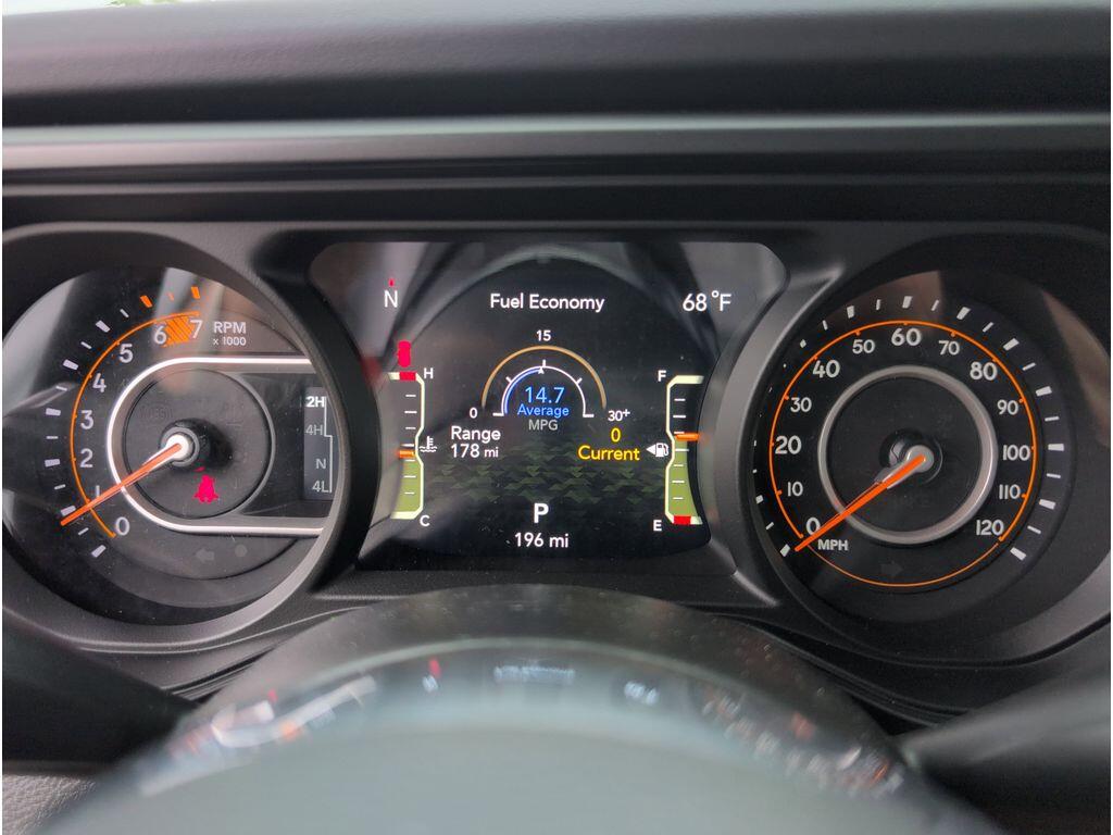 2025 Jeep Wrangler 4-Door Sahara - Photo 22