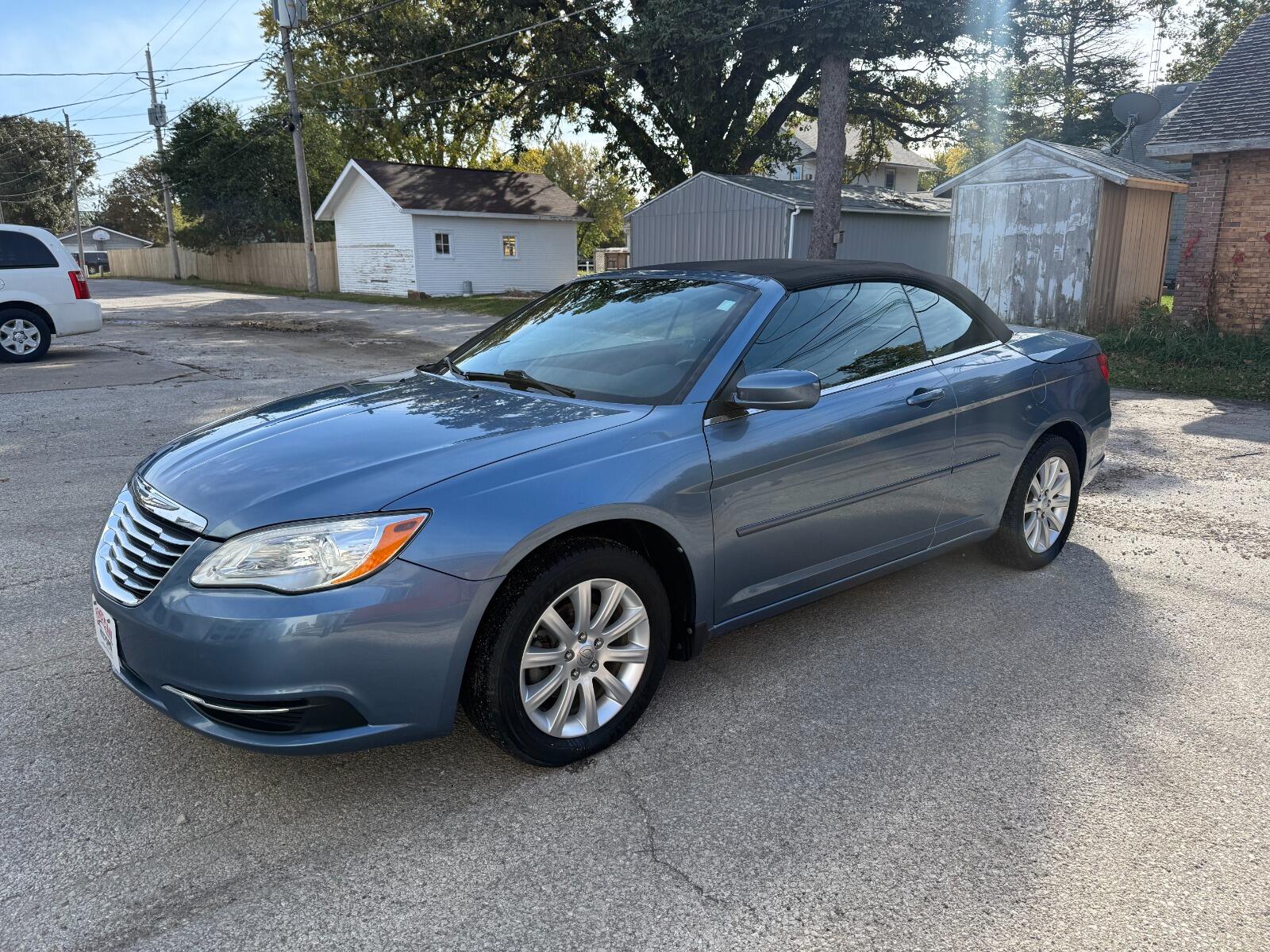 2011 Chrysler 200 Touring
