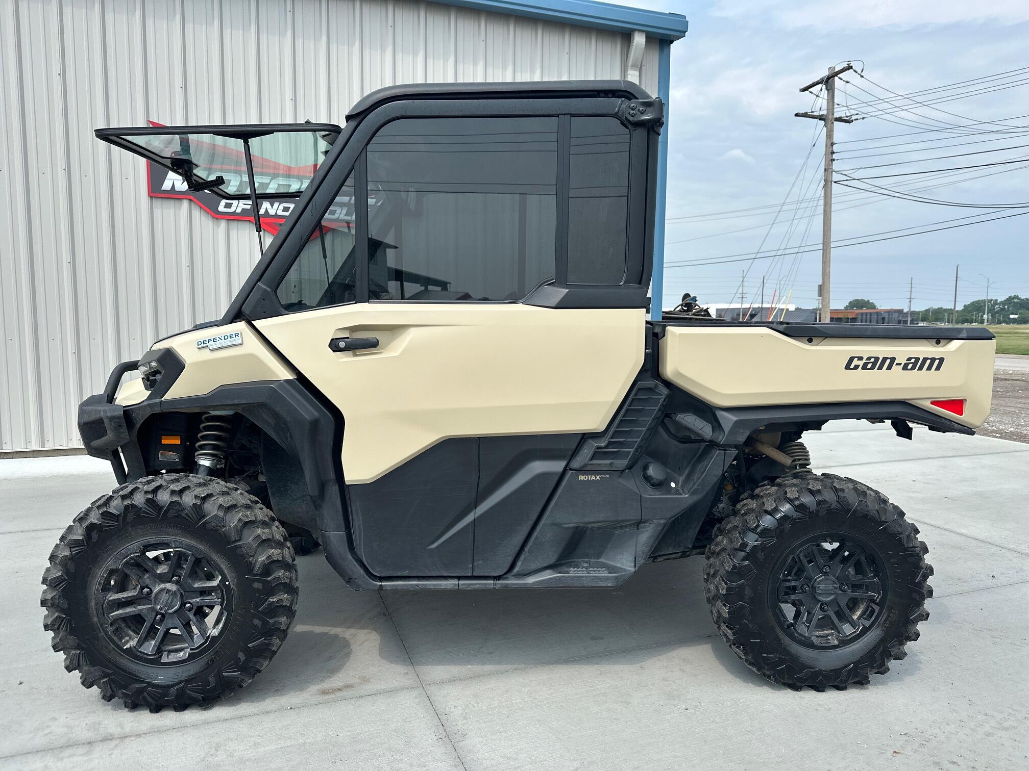 2026 Can-Am Defender Limited HD11