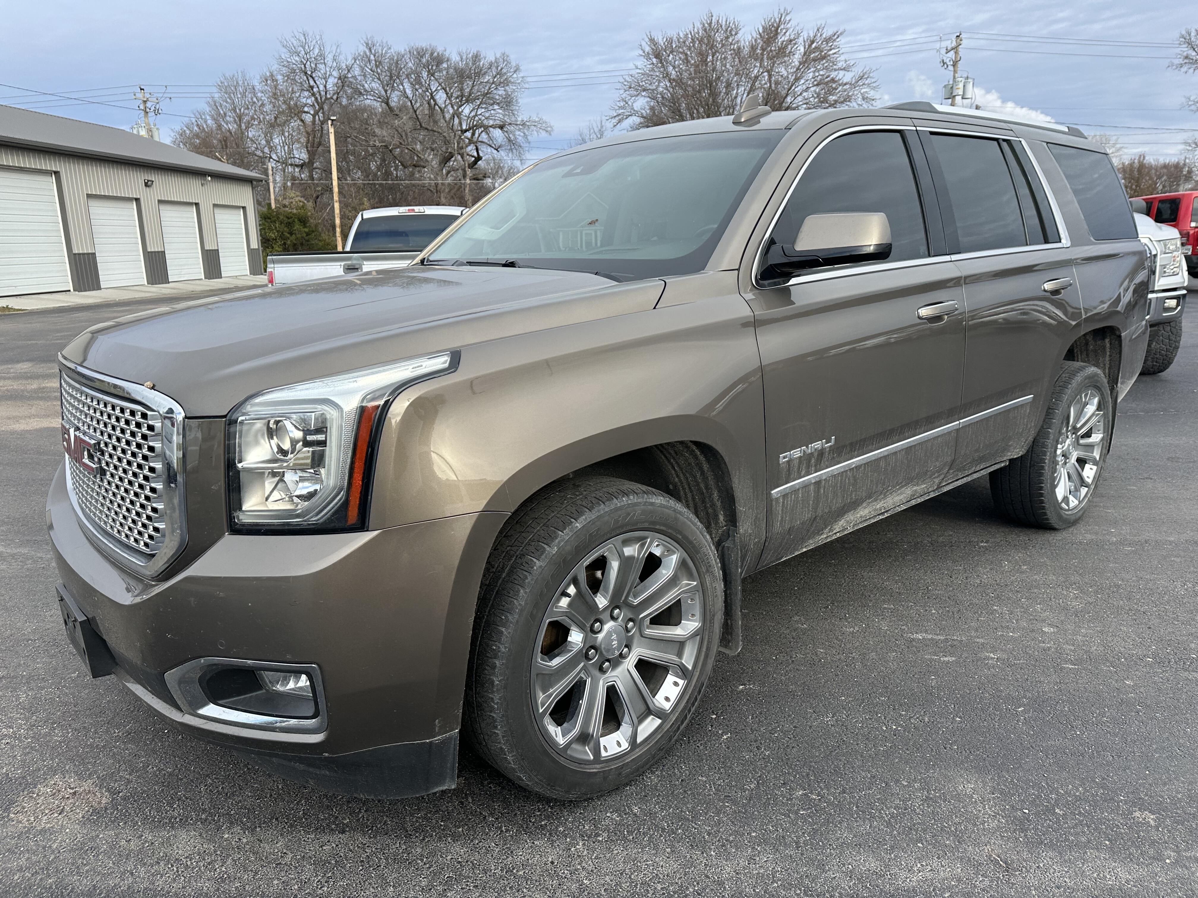 2016 GMC Yukon Denali's photo
