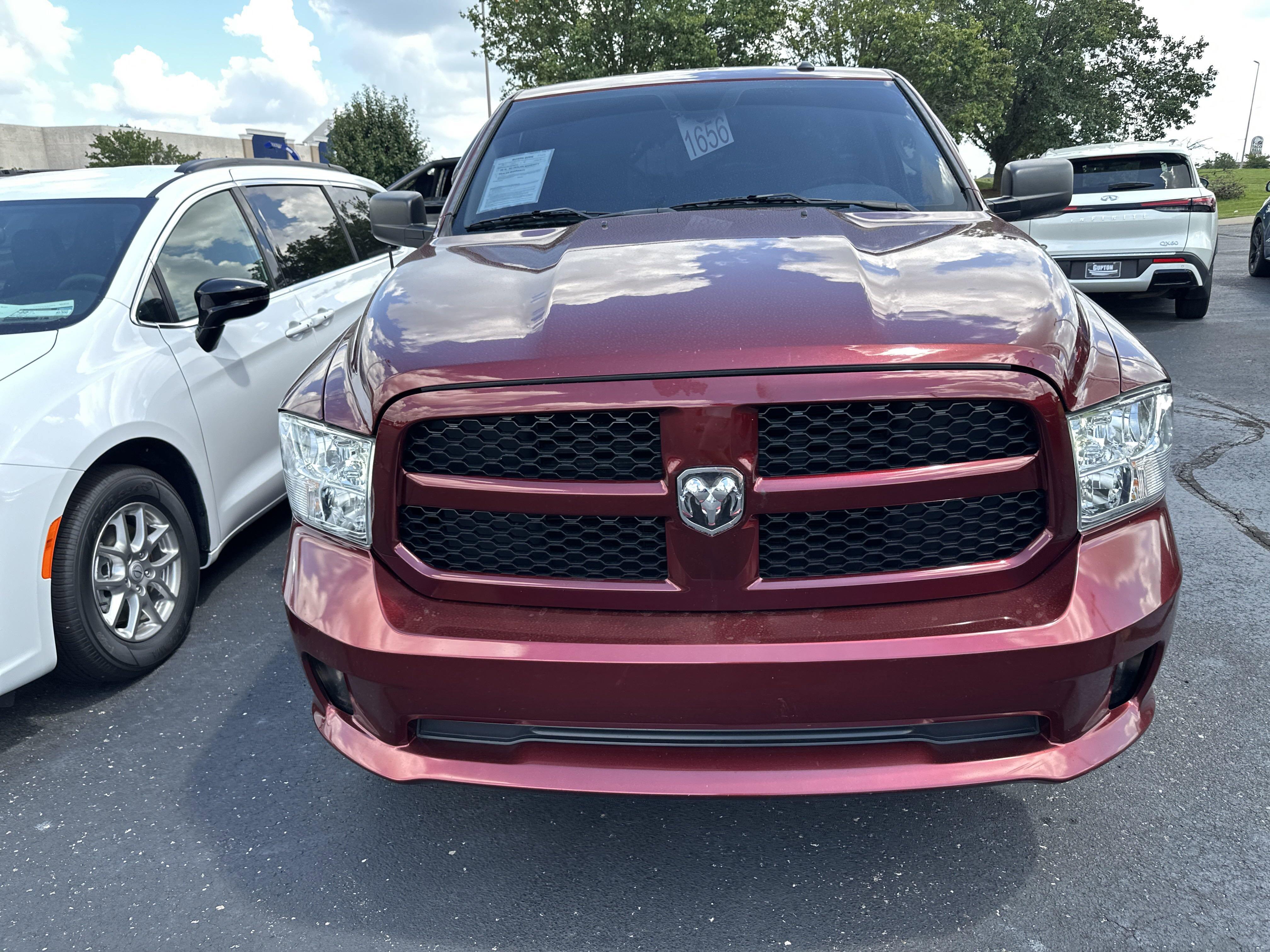 Used 2016 RAM Ram 1500 Pickup Express with VIN 3C6JR6AT2GG270026 for sale in Springfield, TN